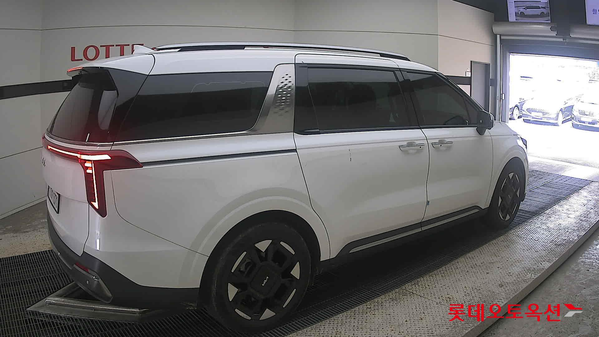 2024 - kia carnival