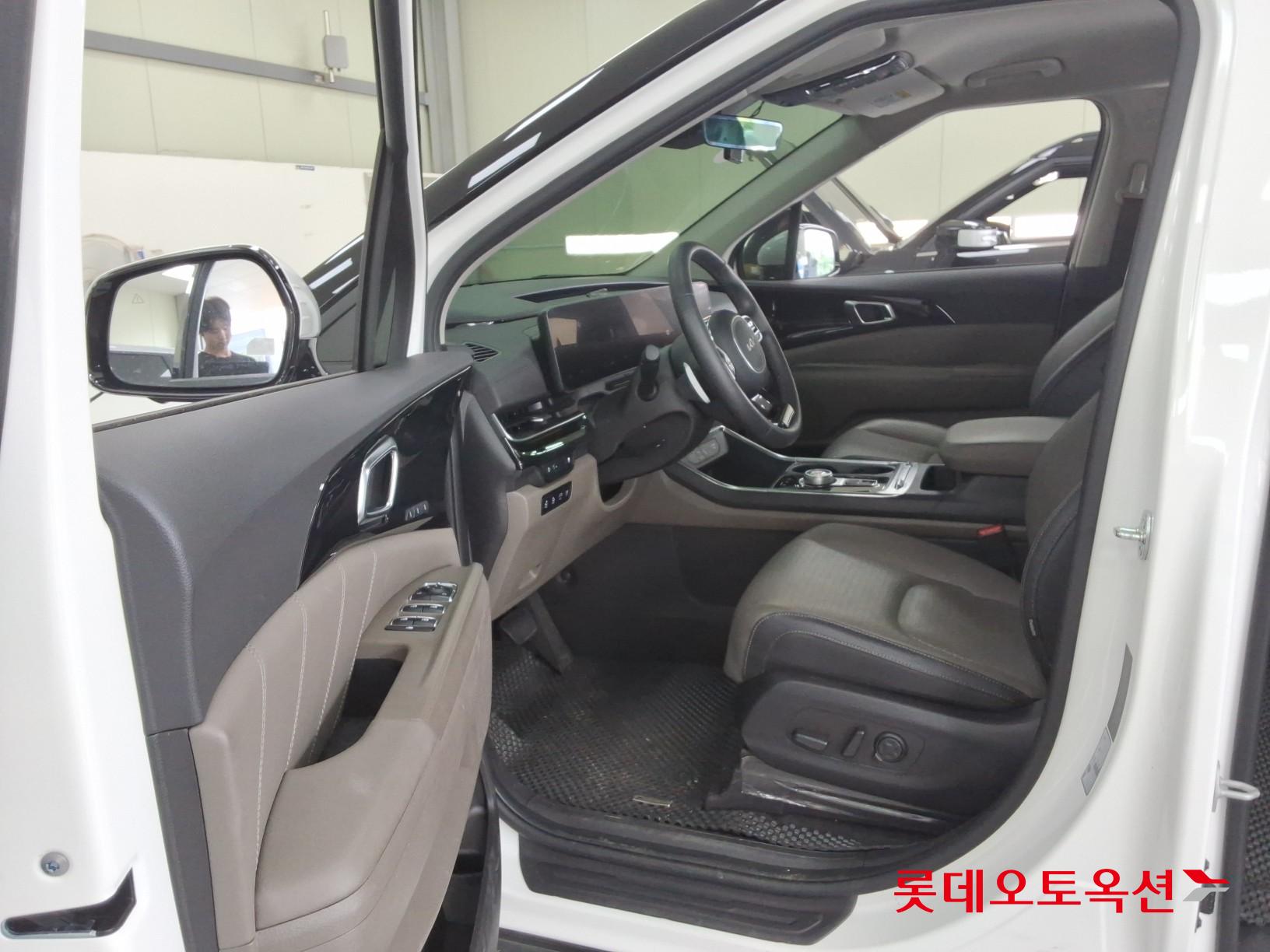 2024 - kia carnival