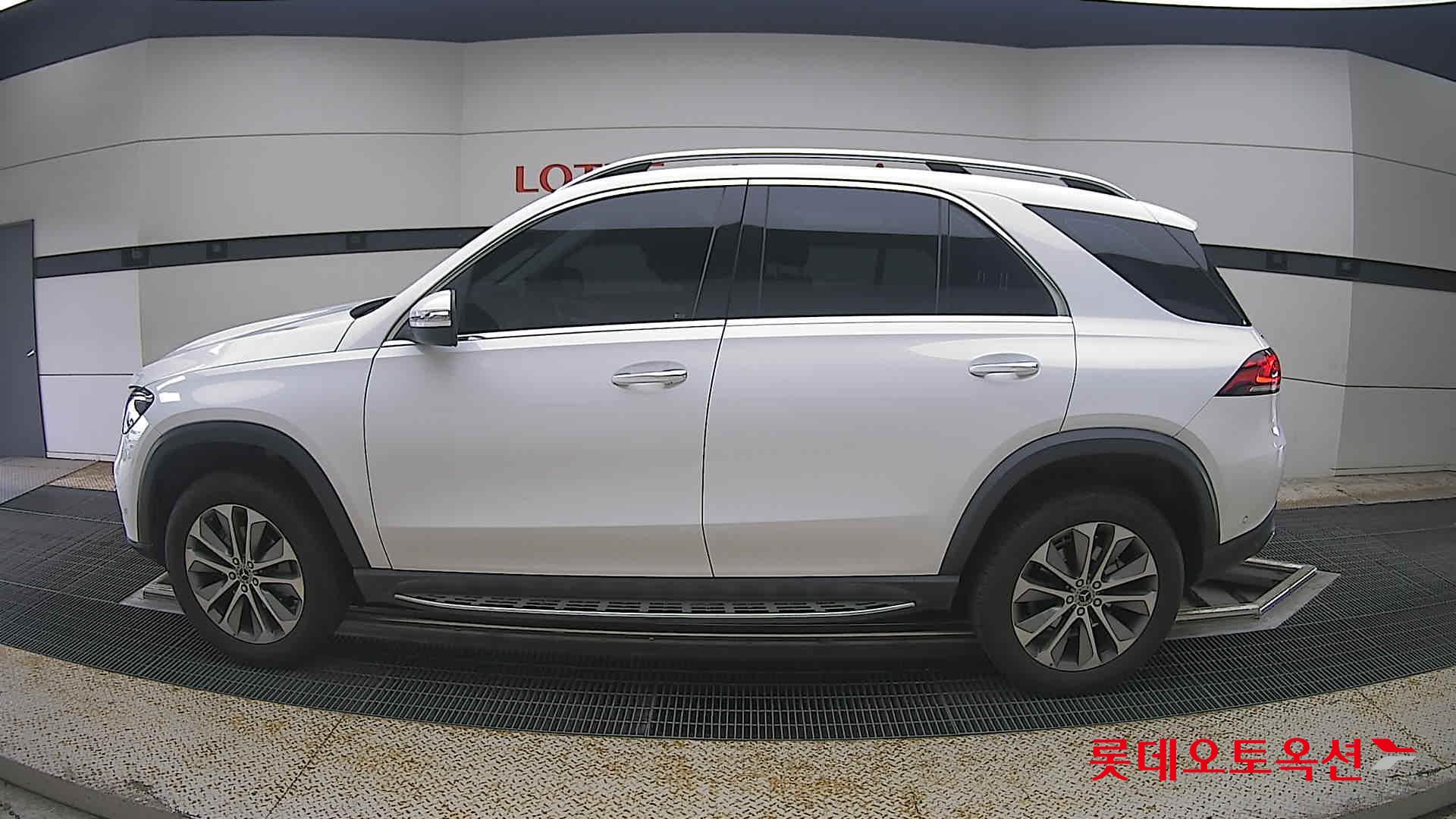 2021 - mercedes-benz 300d