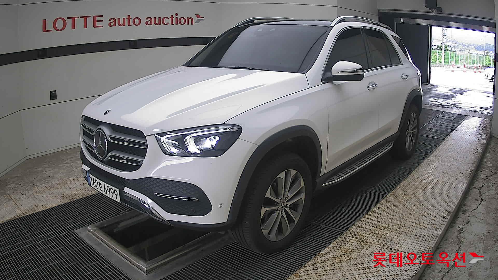 2021 - mercedes-benz 300d