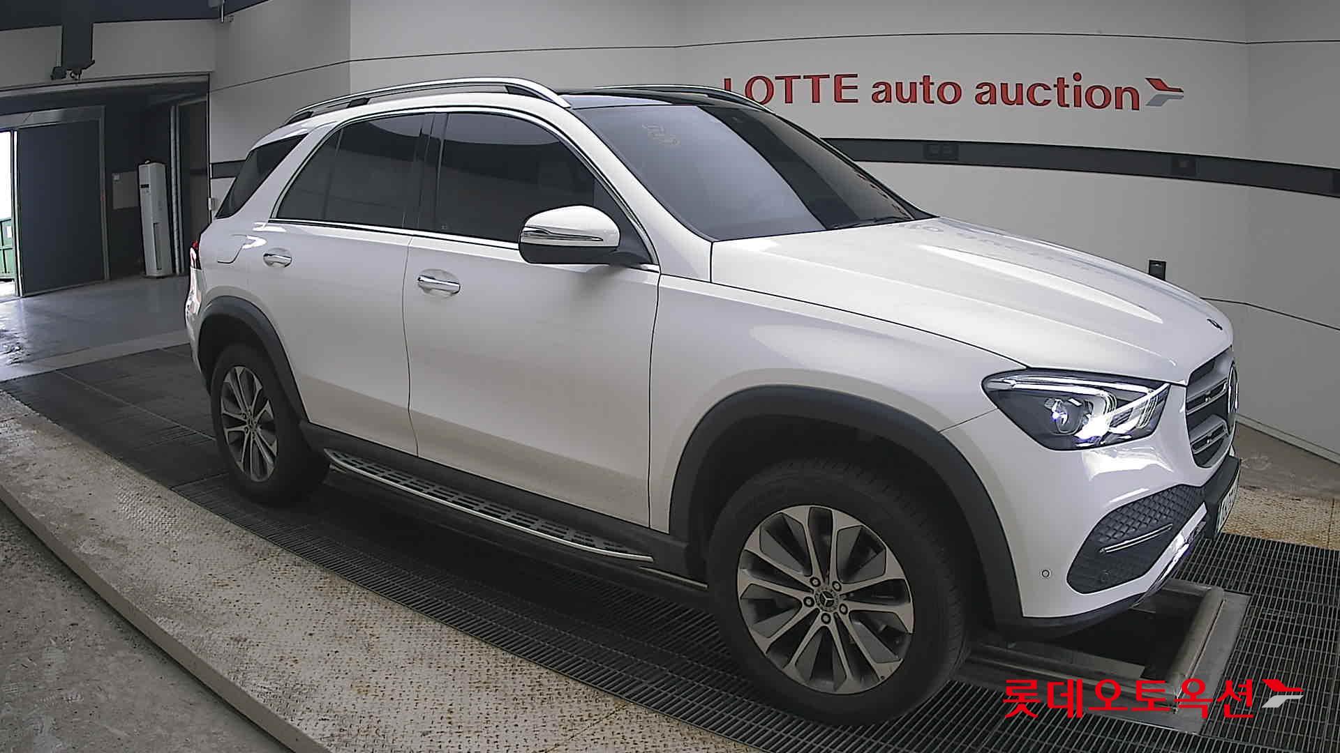 2021 - mercedes-benz 300d