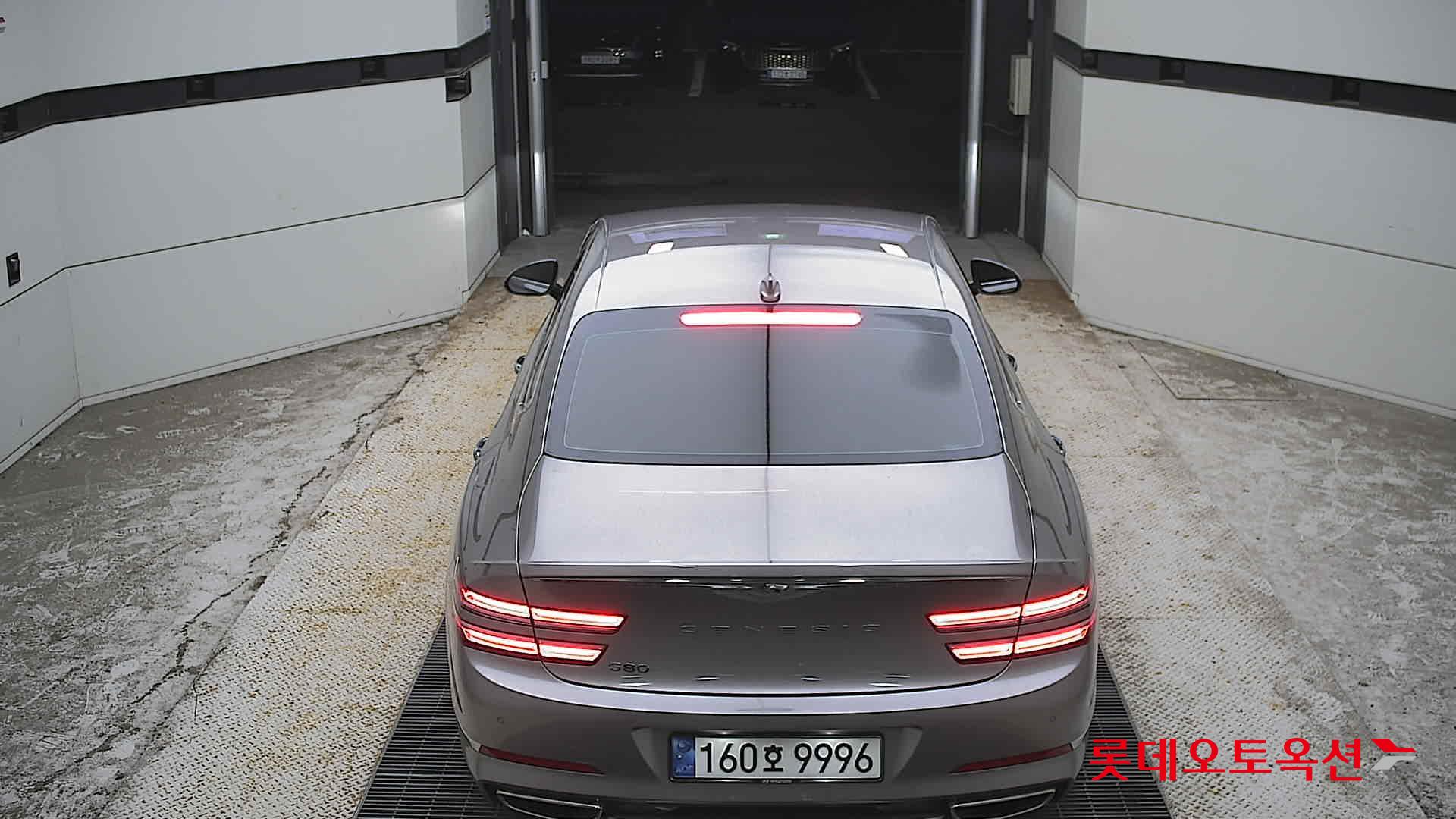 2022 - genesis g80