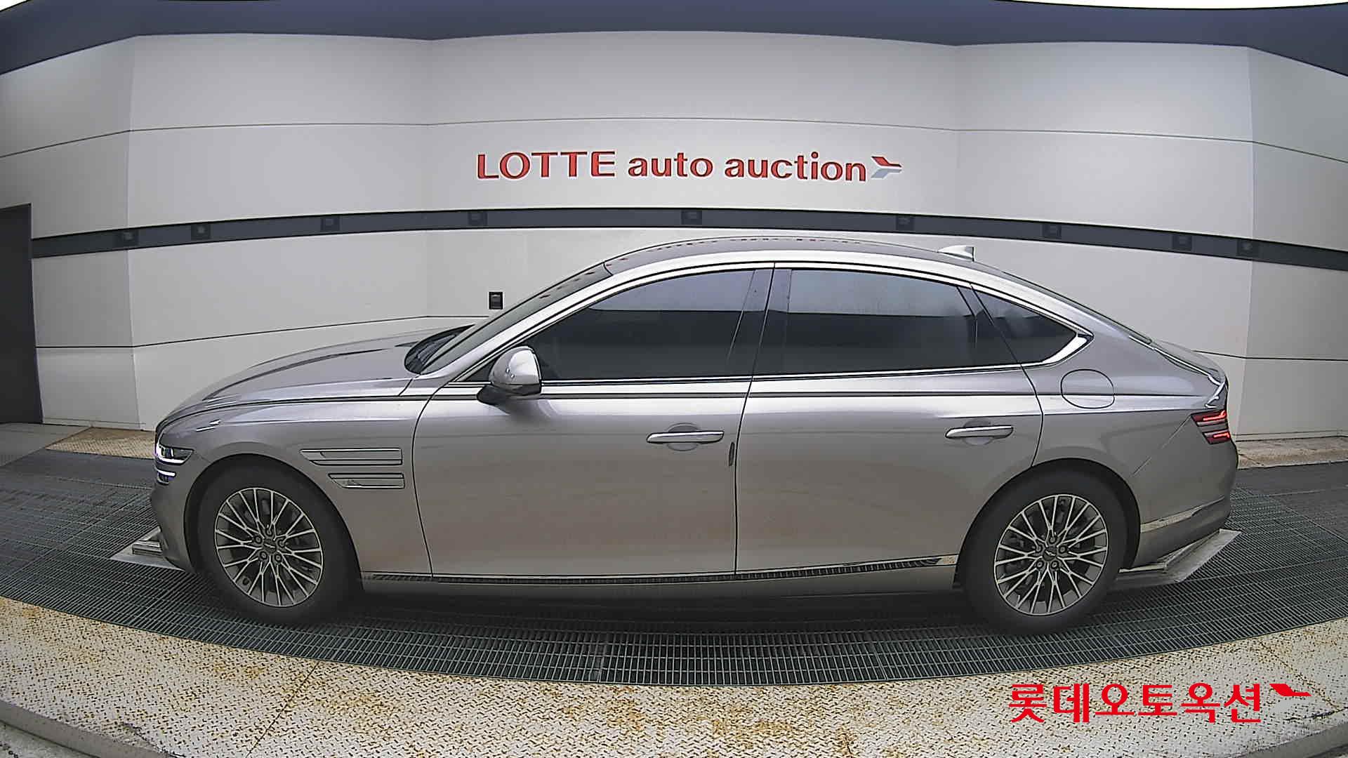 2022 - genesis g80