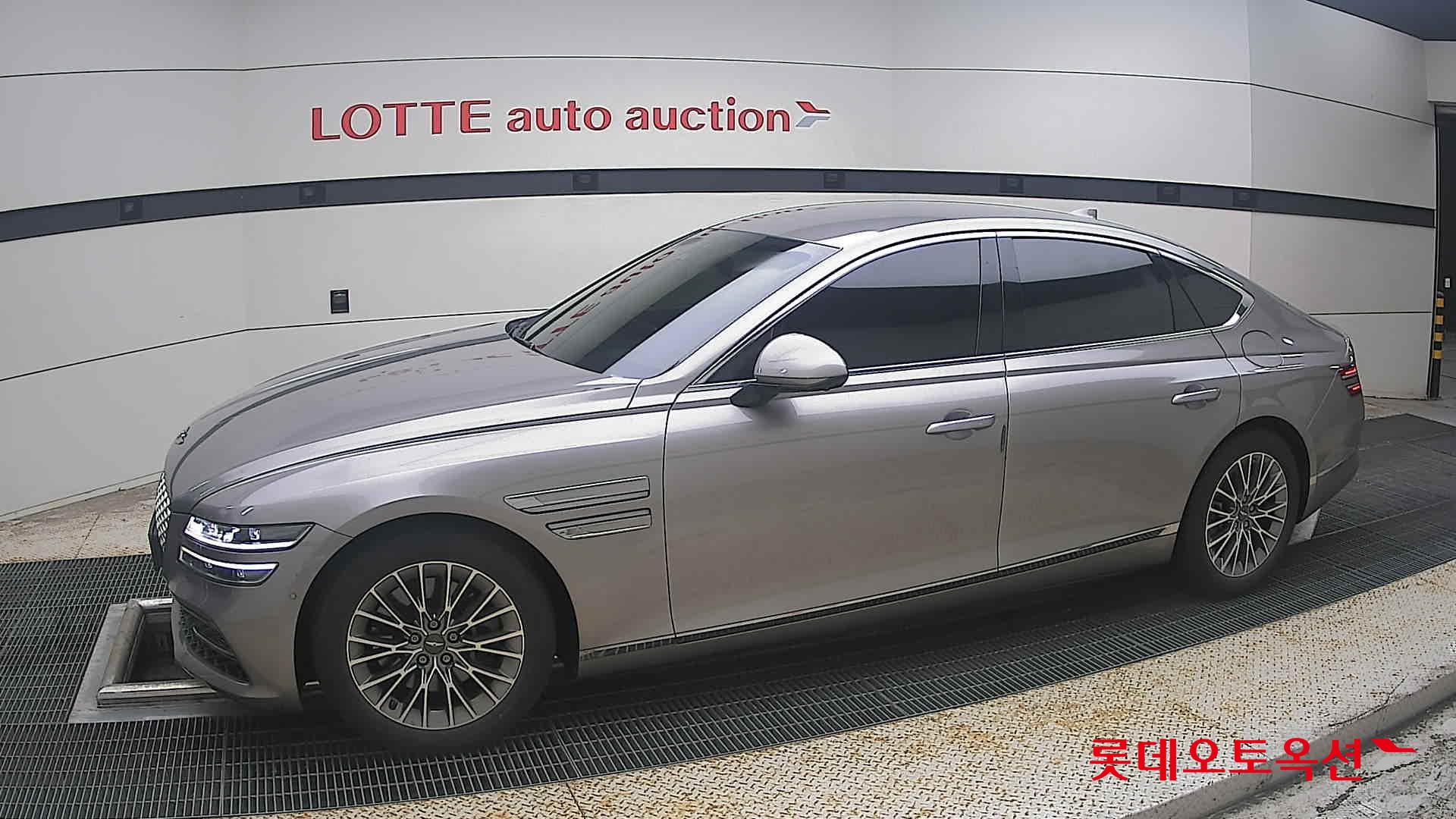 2022 - genesis g80