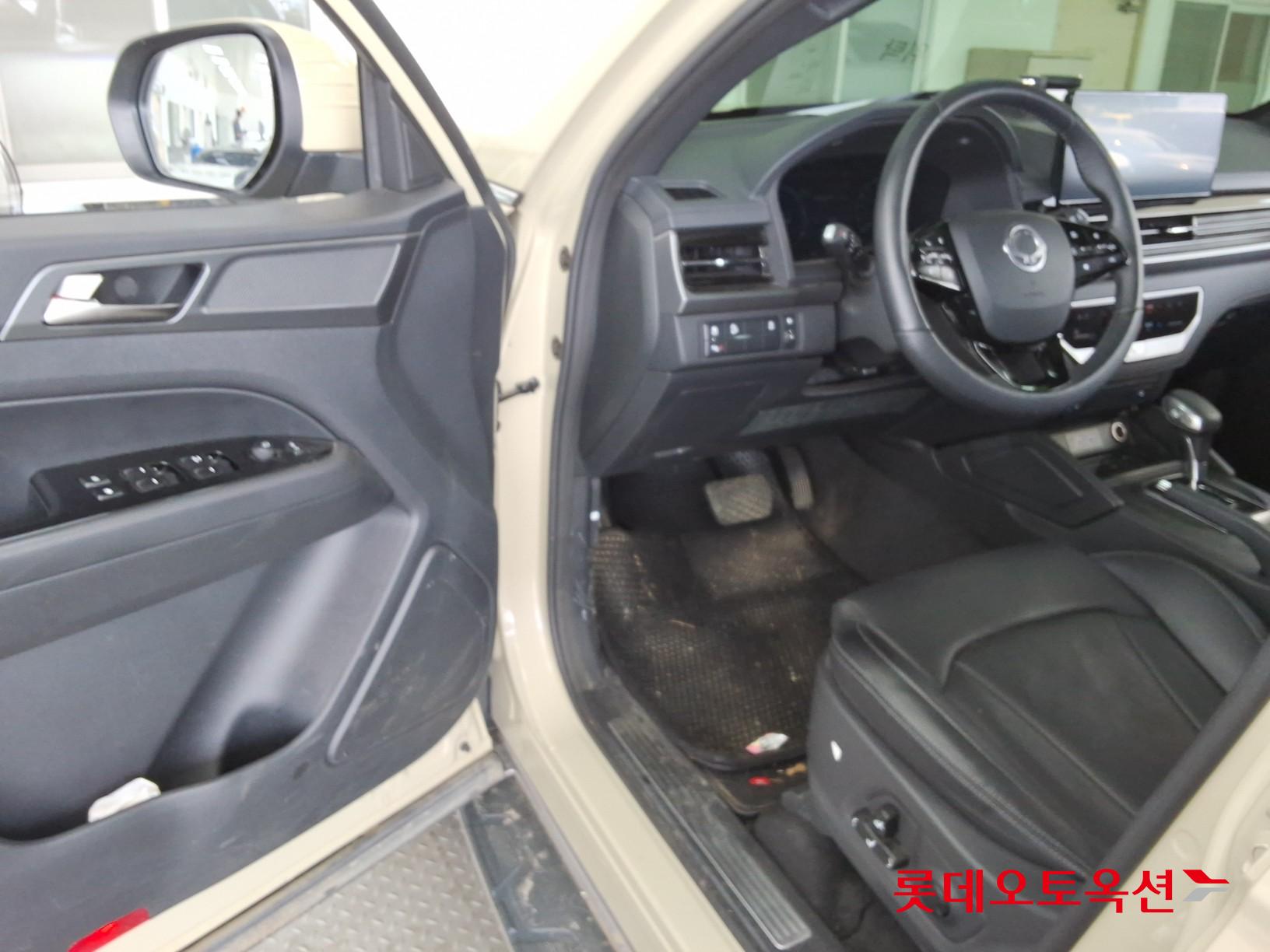 2024 - ssangyong rexton