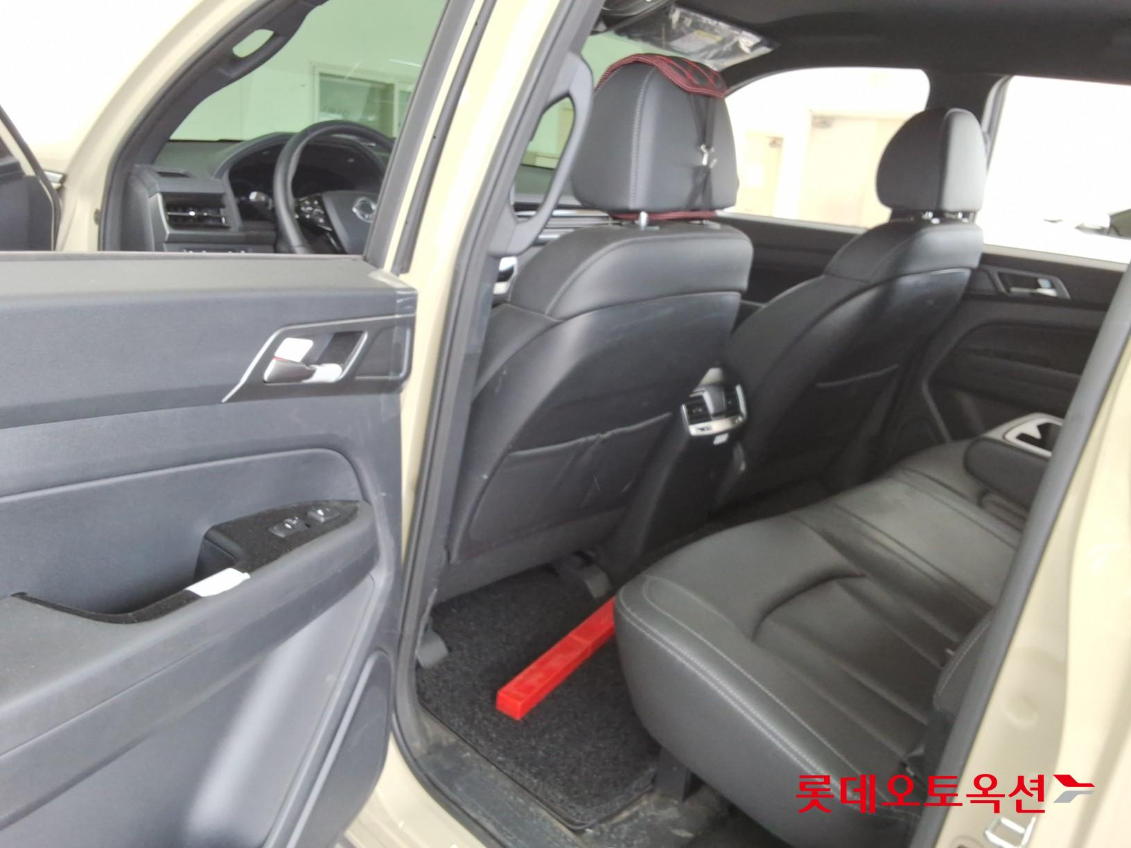 2024 - ssangyong rexton
