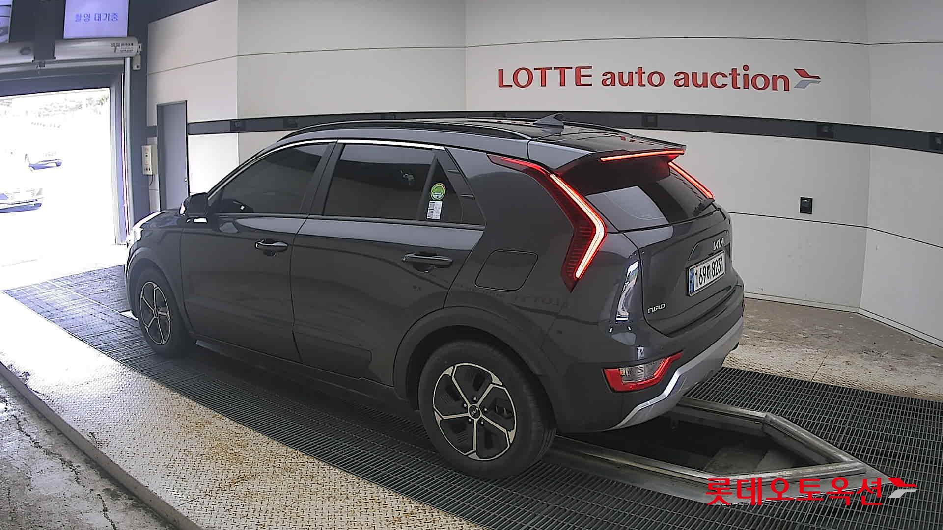 2022 - kia niro