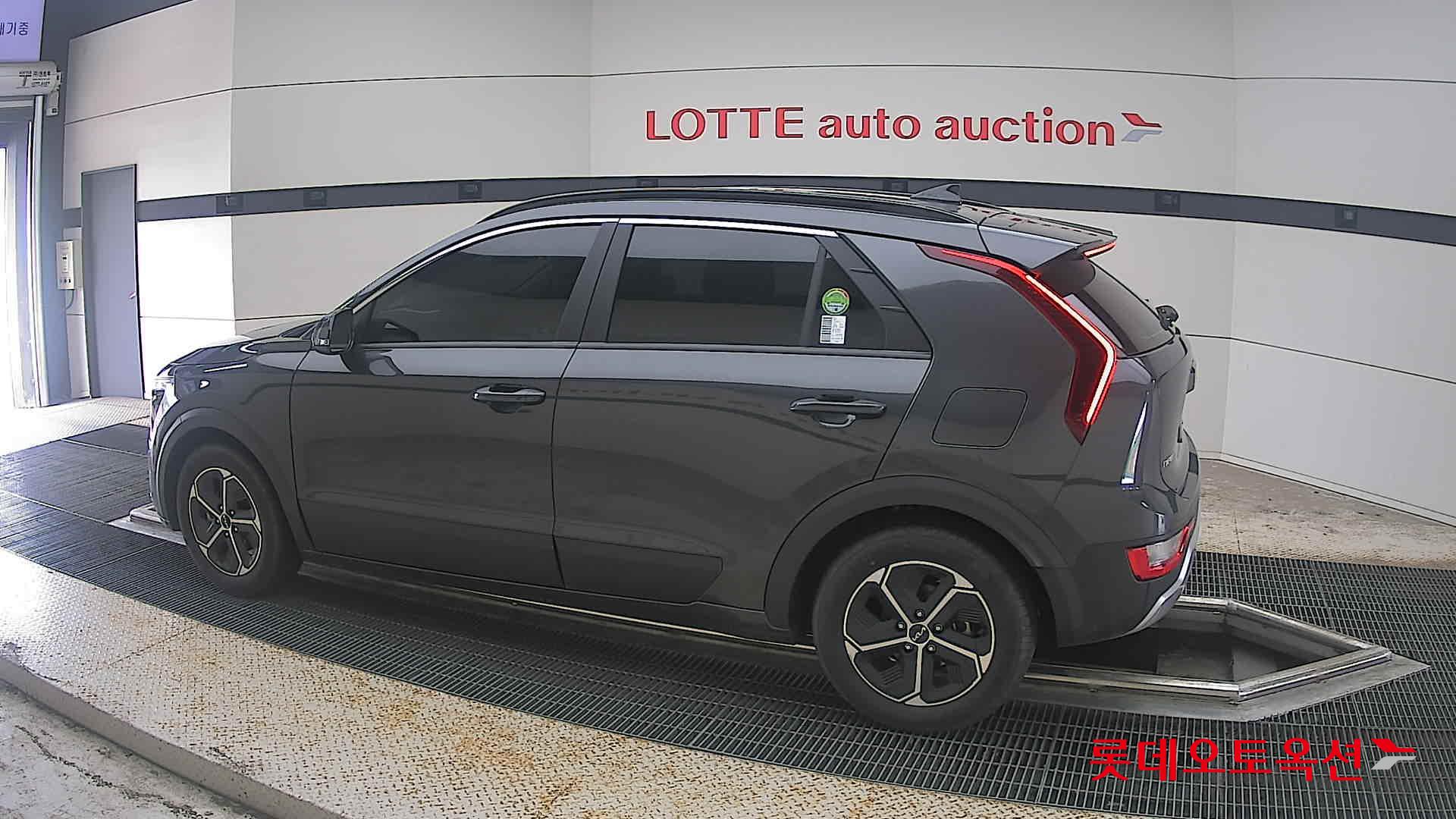 2022 - kia niro