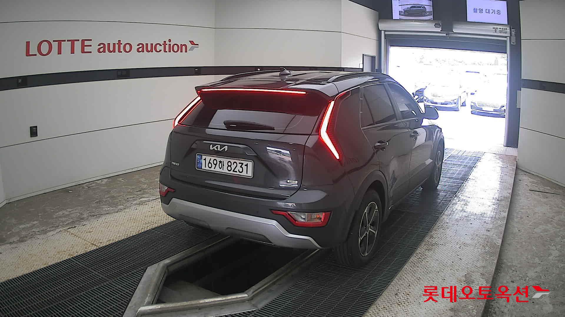 2022 - kia niro
