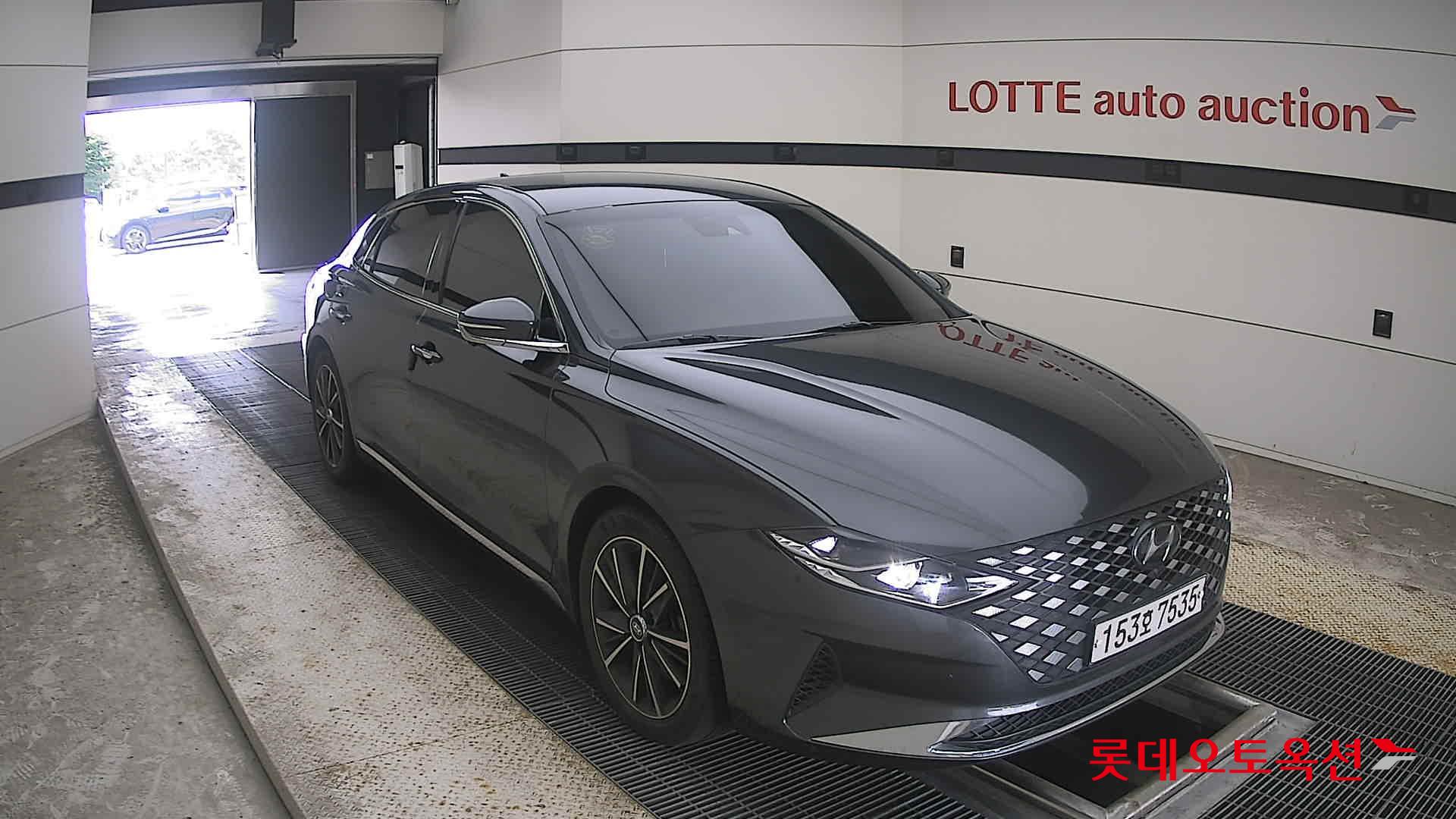 2021 - hyundai grandeur