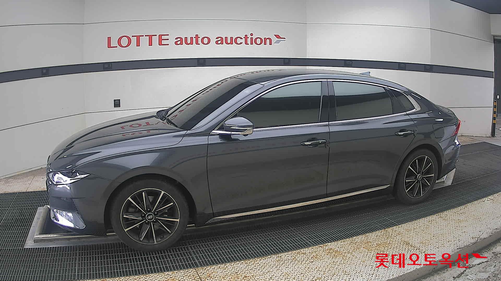 2021 - hyundai grandeur