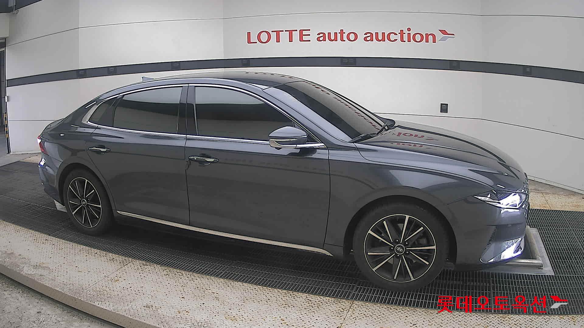 2021 - hyundai grandeur