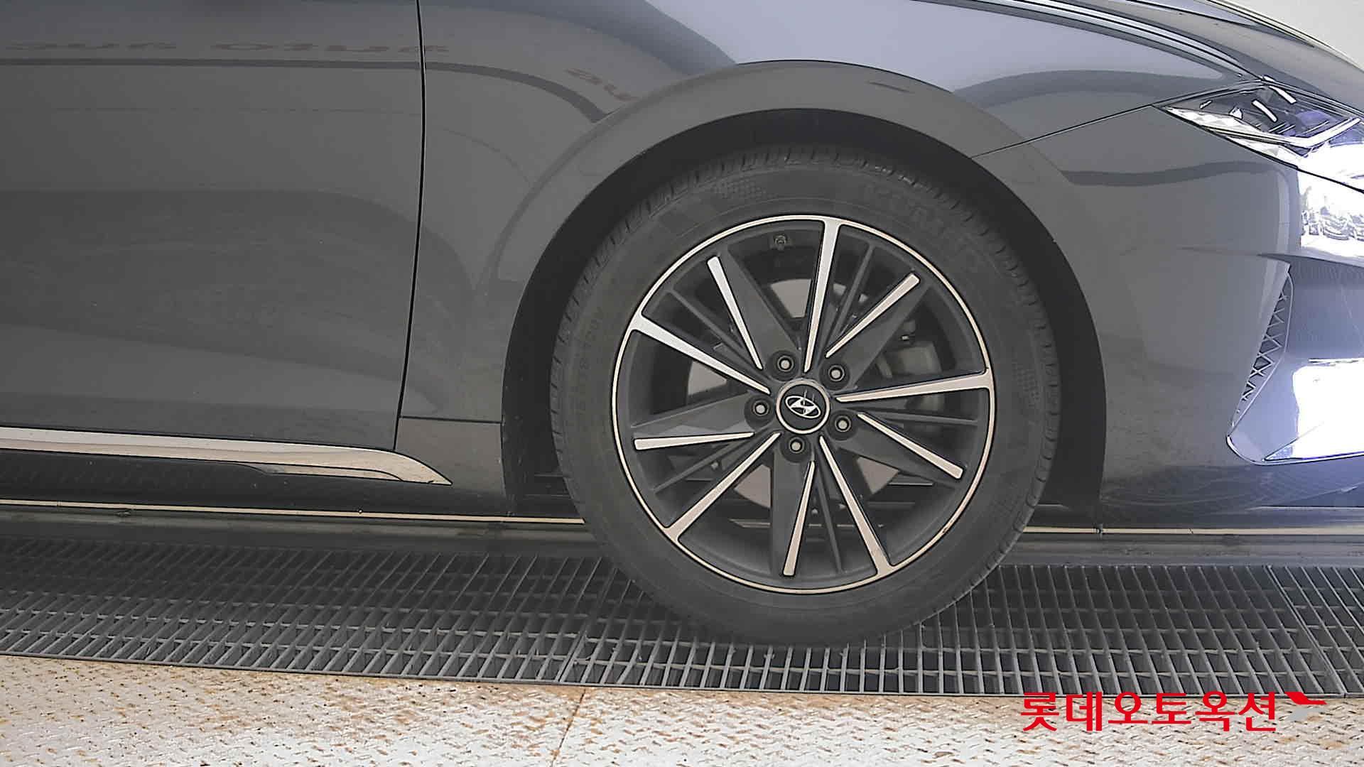 2021 - hyundai grandeur