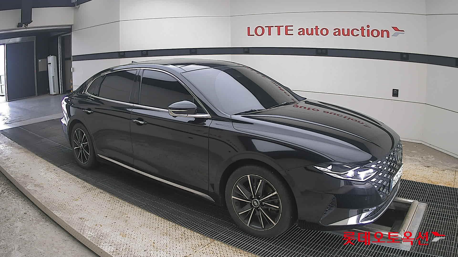2021 - hyundai grandeur