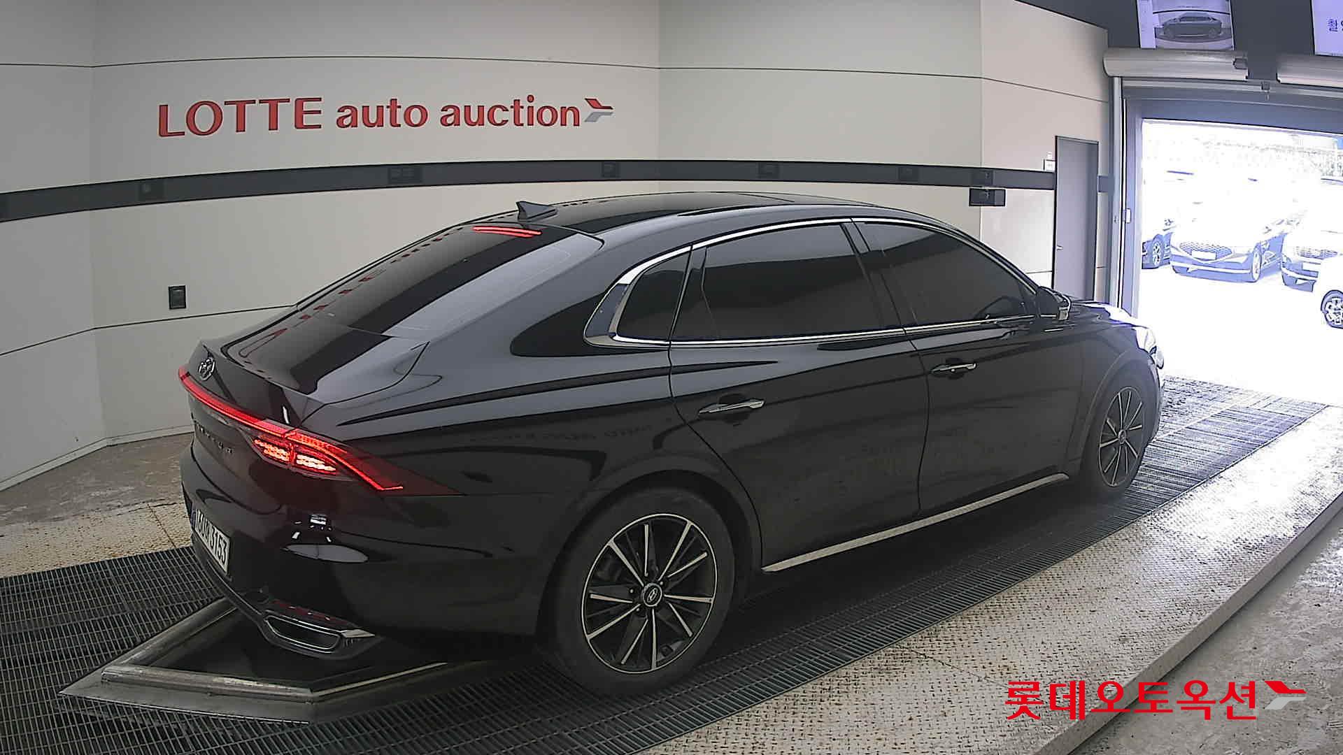 2021 - hyundai grandeur