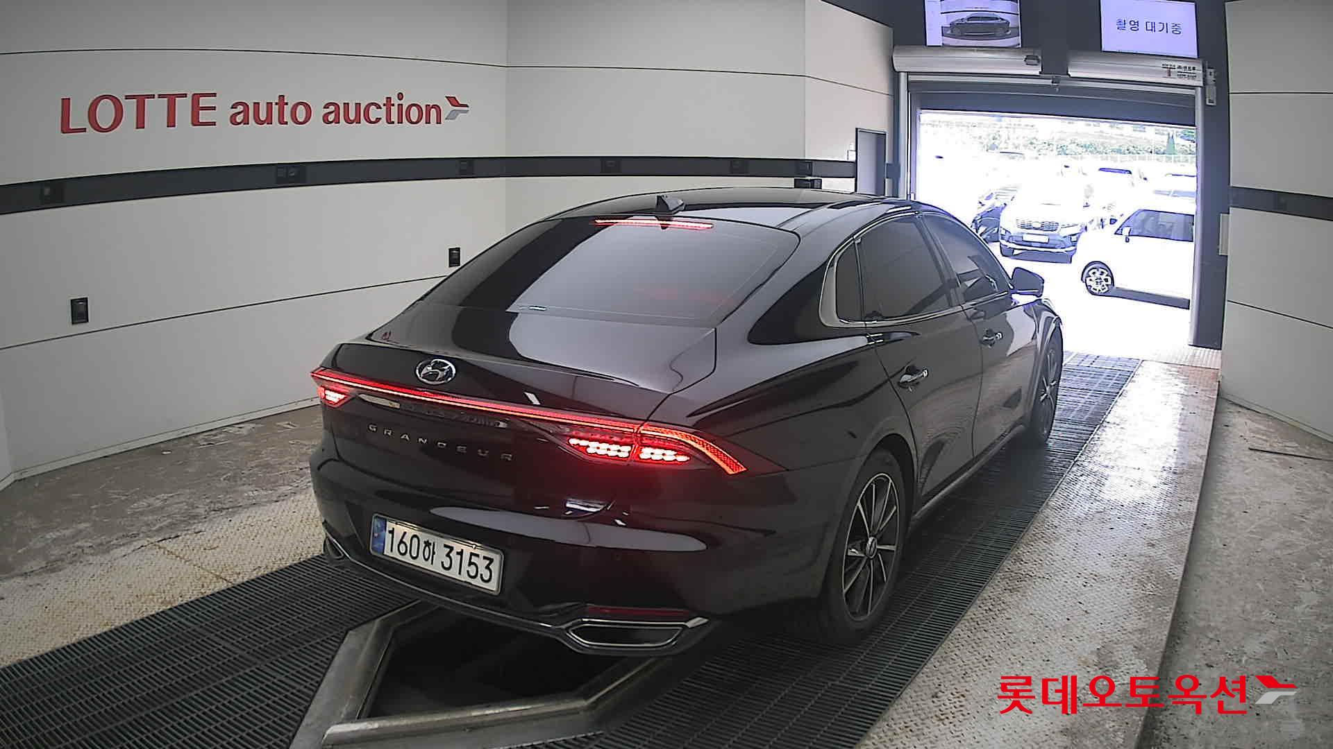 2021 - hyundai grandeur