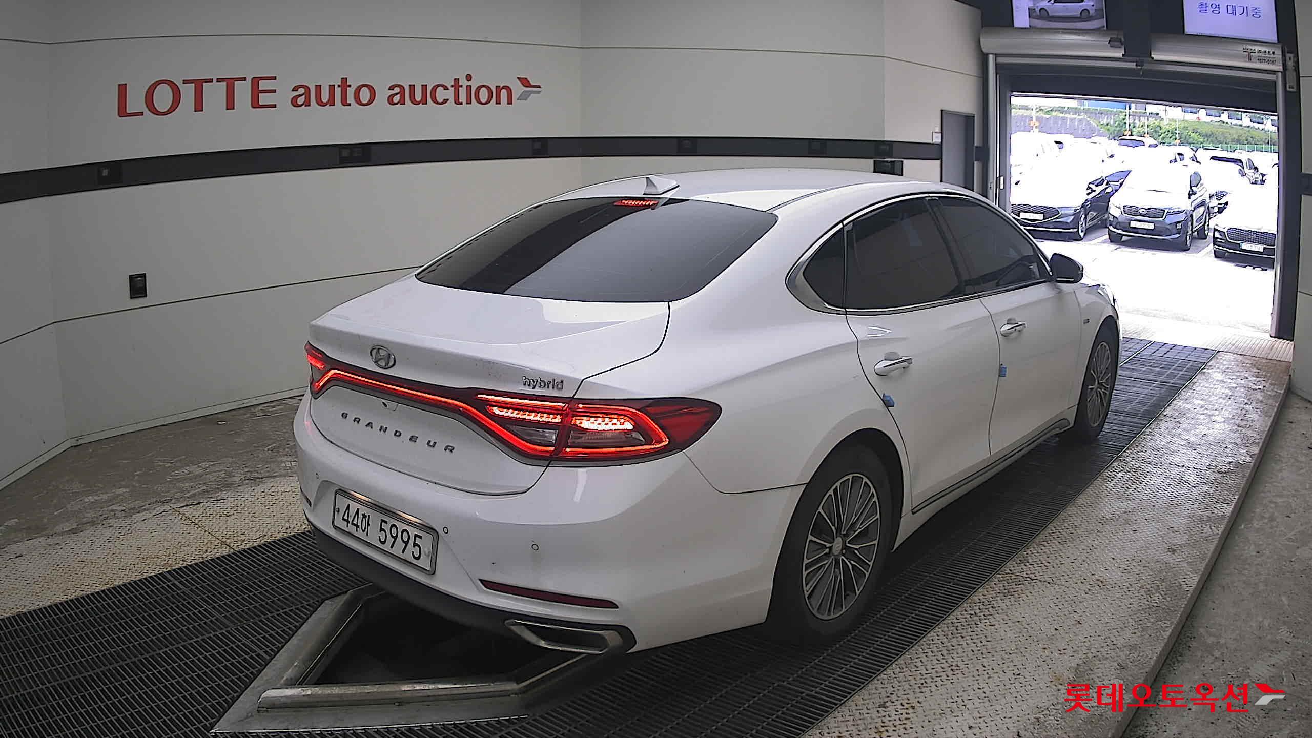 2019 - hyundai grandeur
