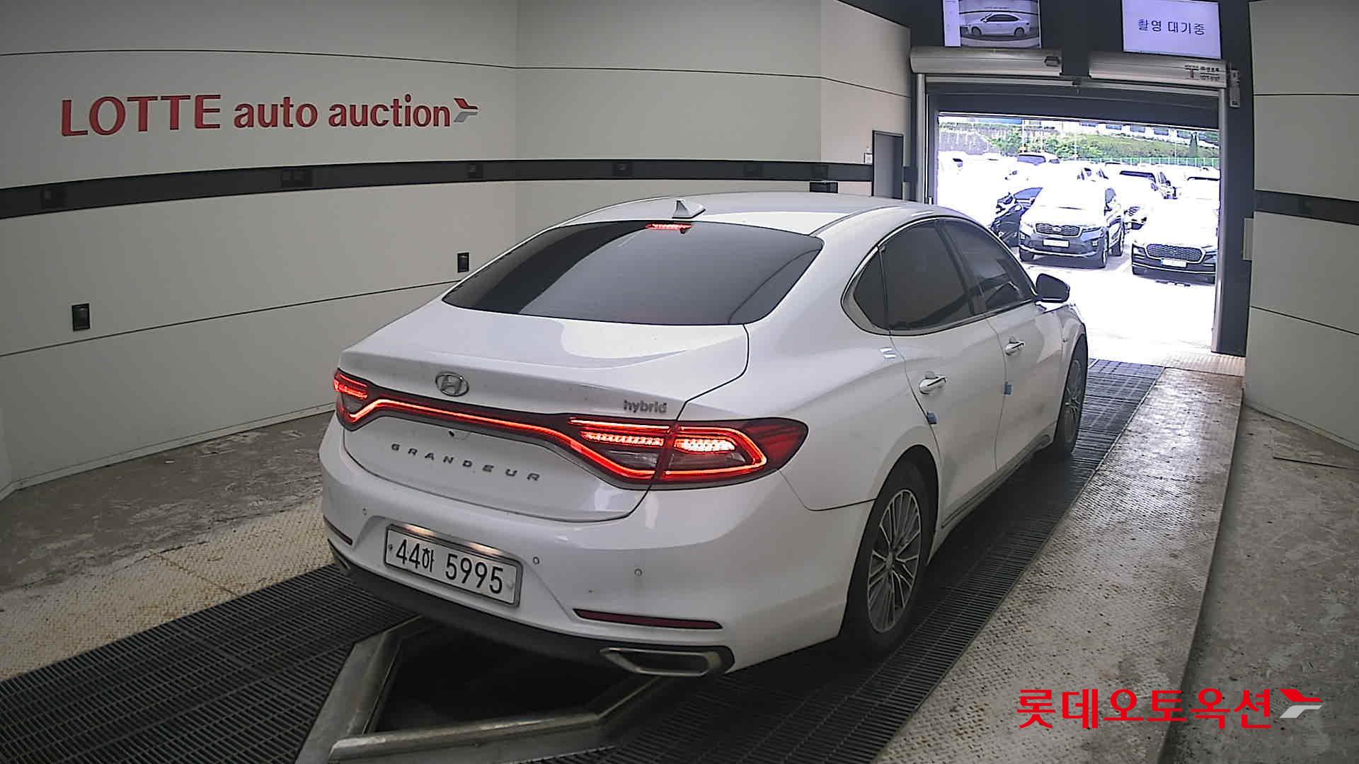 2019 - hyundai grandeur