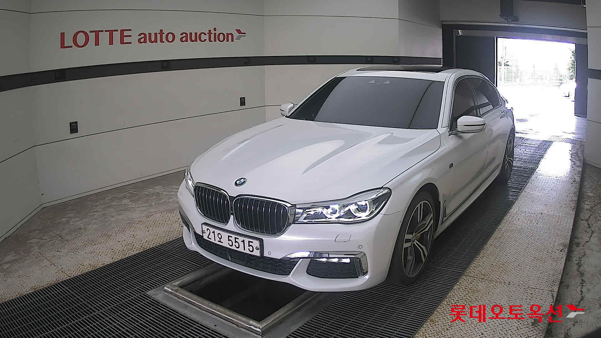 2018 - bmw m7