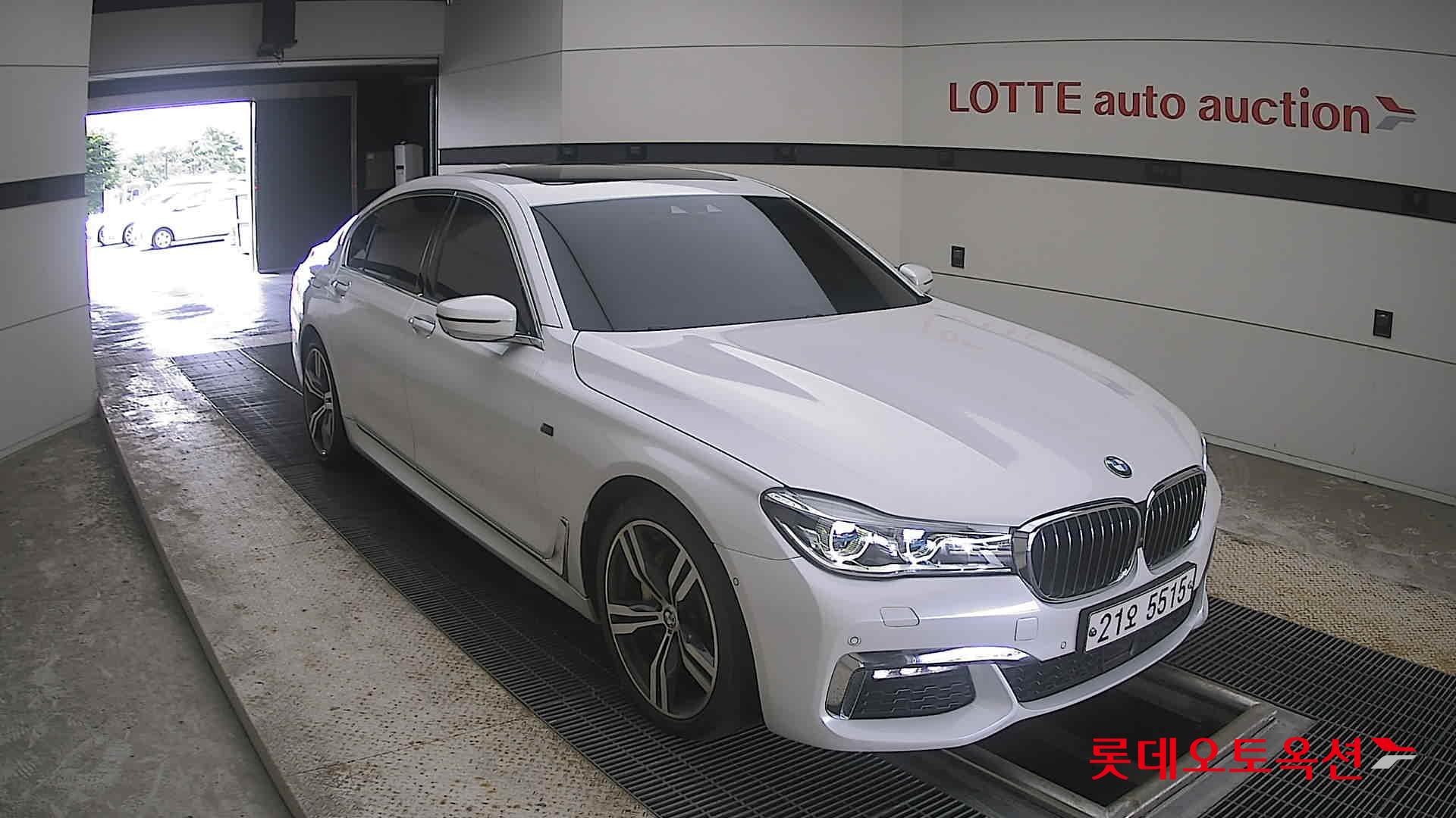 2018 - bmw m7