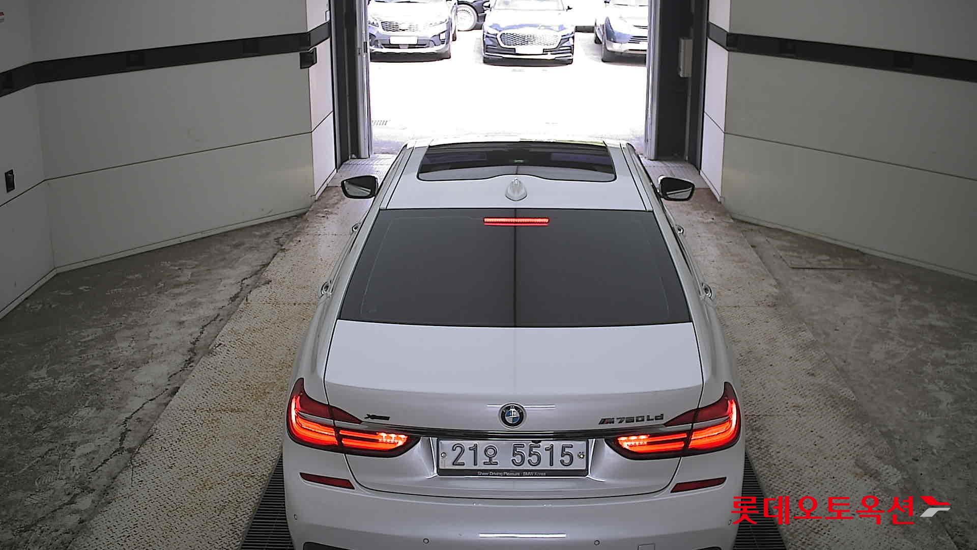 2018 - bmw m7