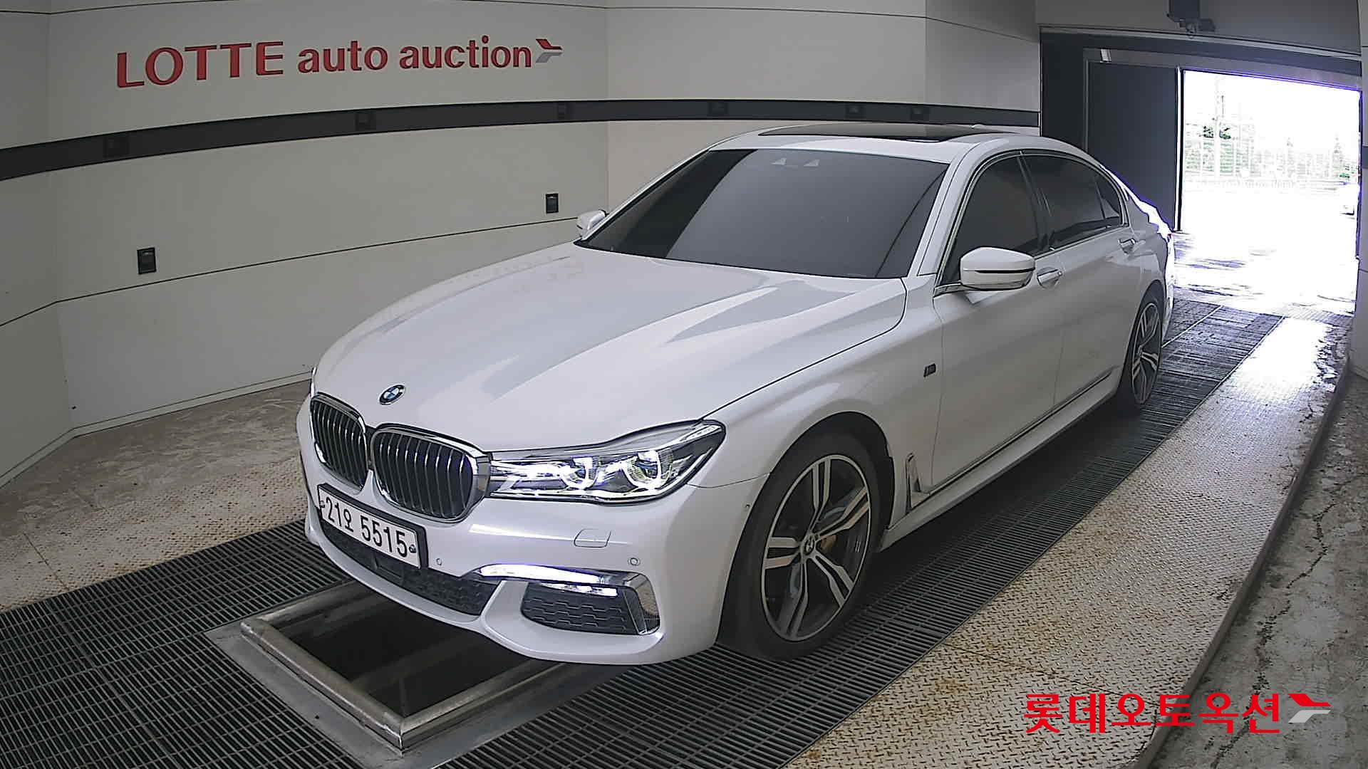 2018 - bmw m7