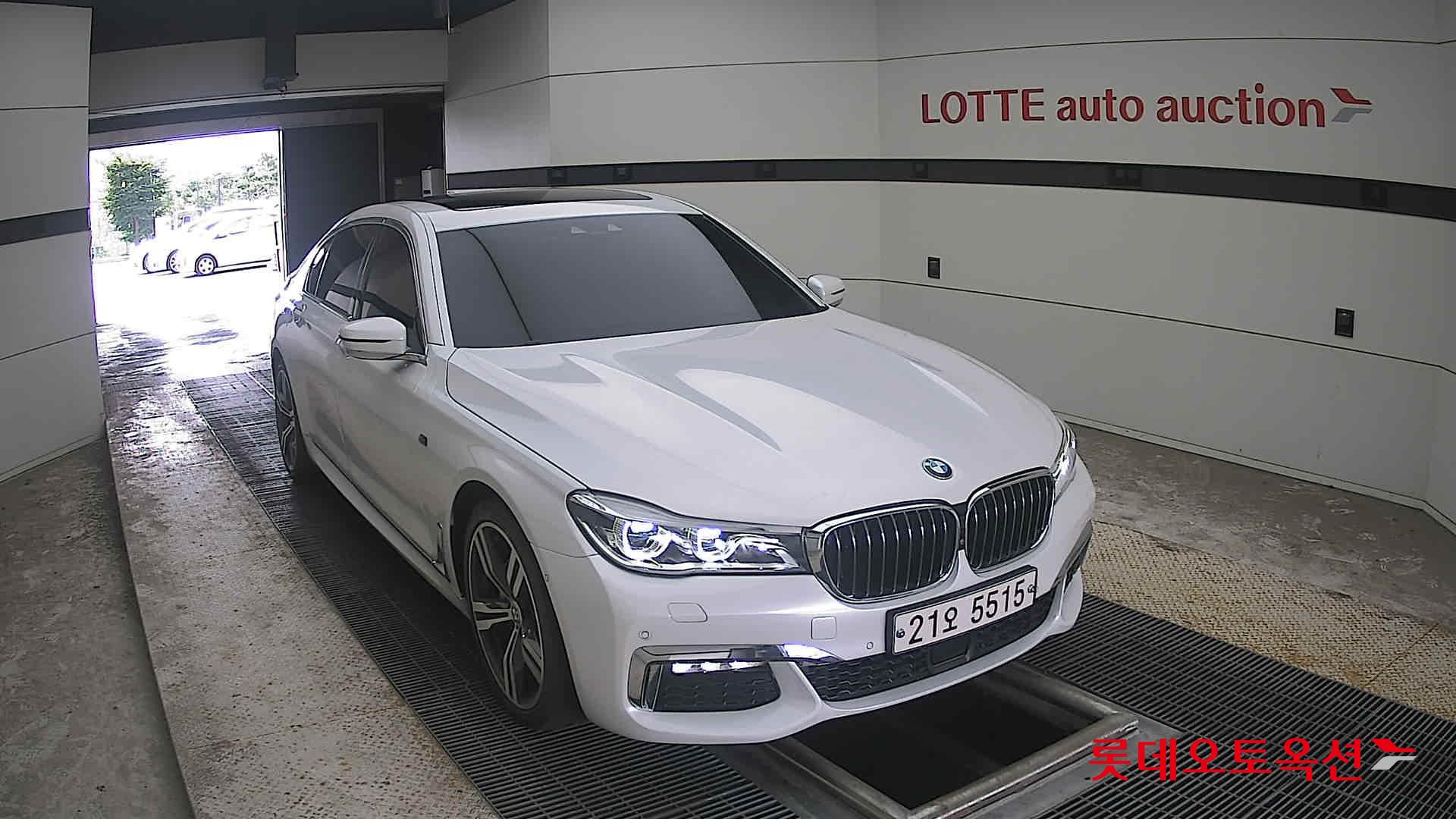 2018 - bmw m7