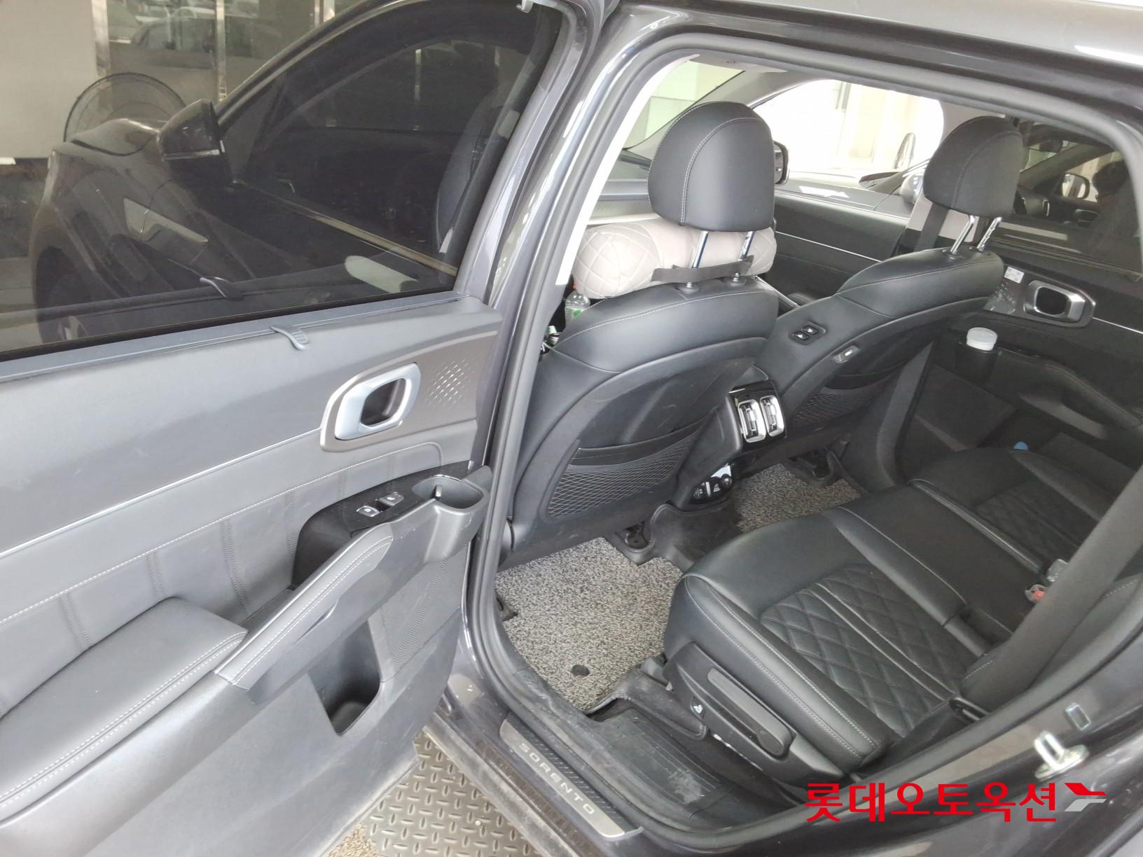 2022 - kia sorento