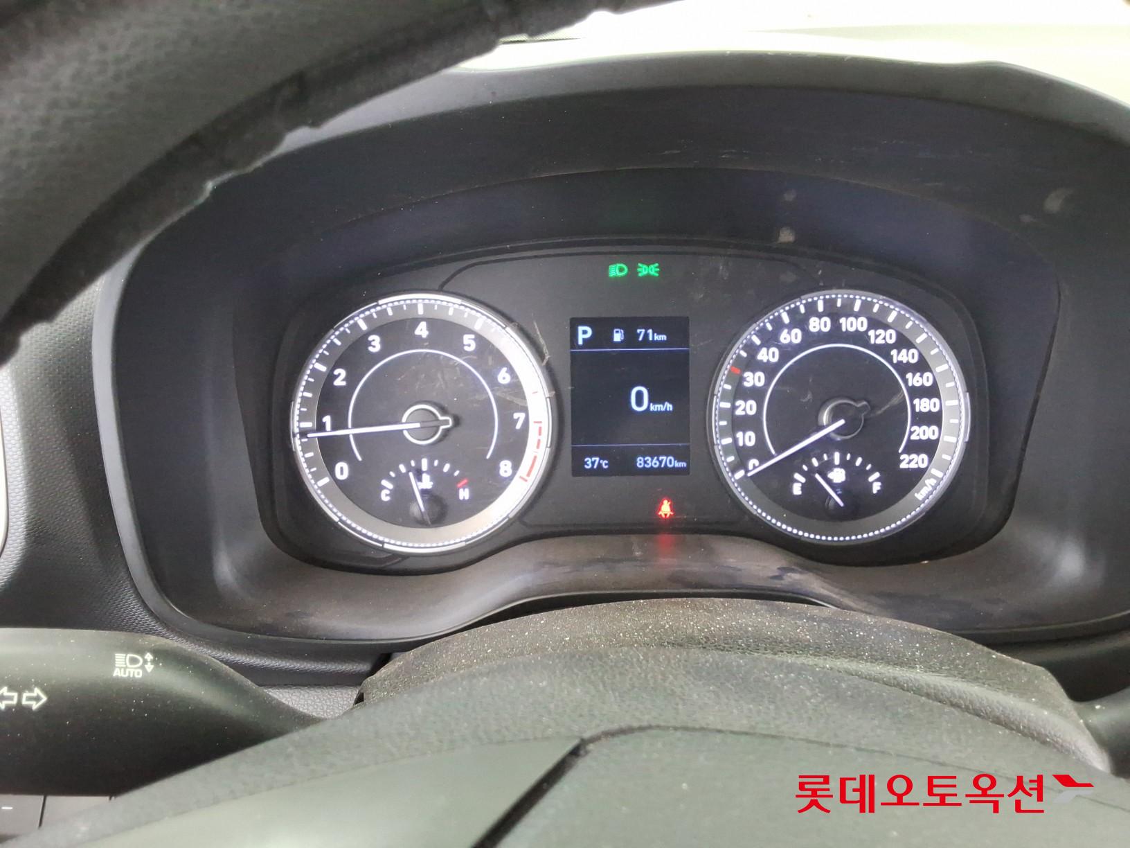 2020 - hyundai venue
