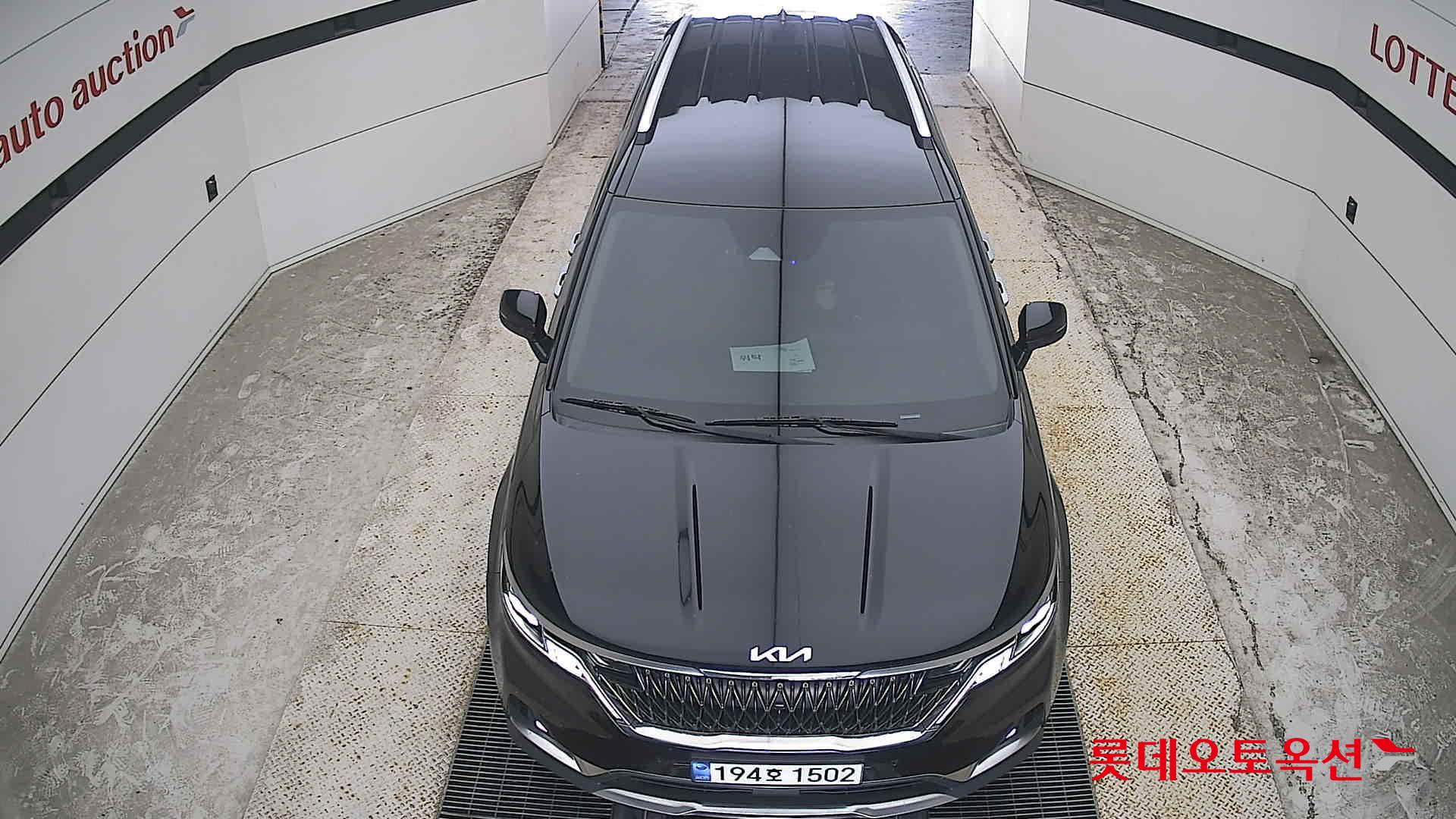 2023 - kia carnival
