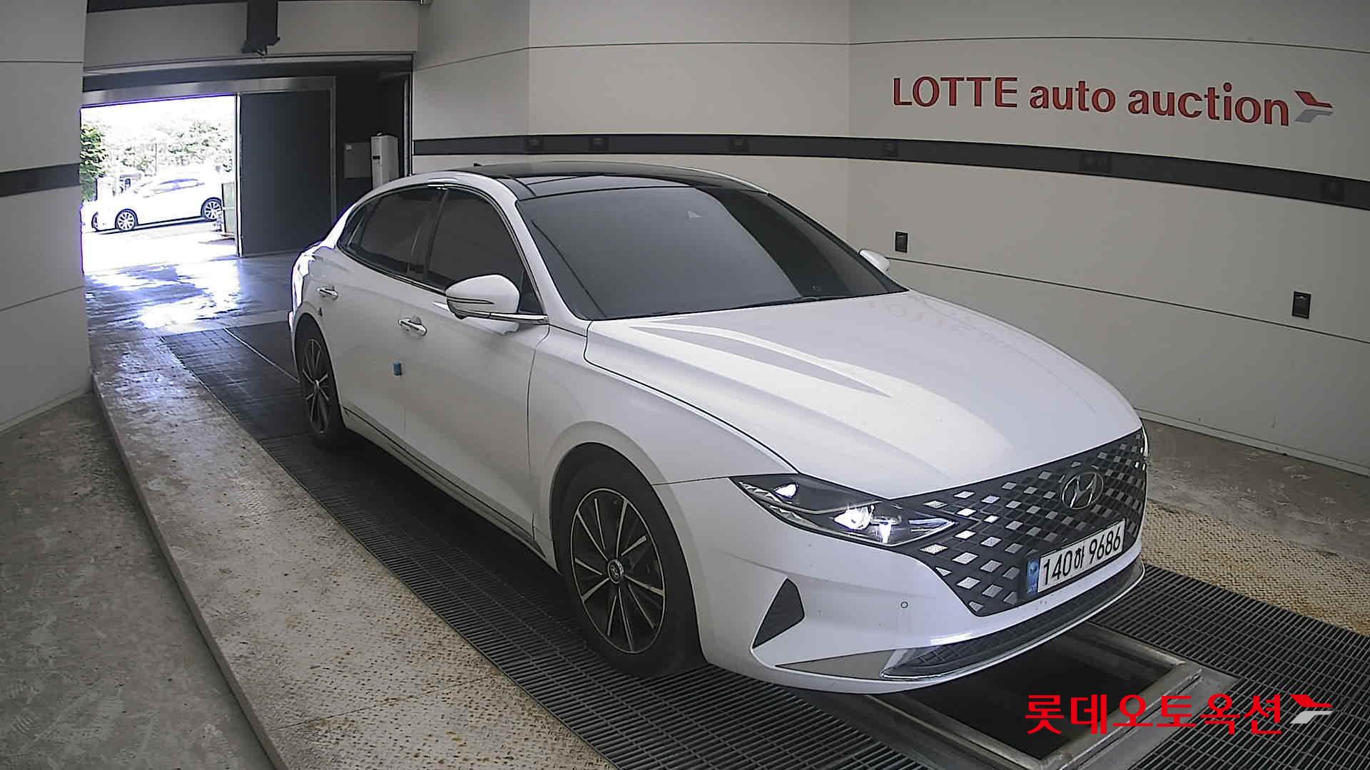 2021 - hyundai grandeur