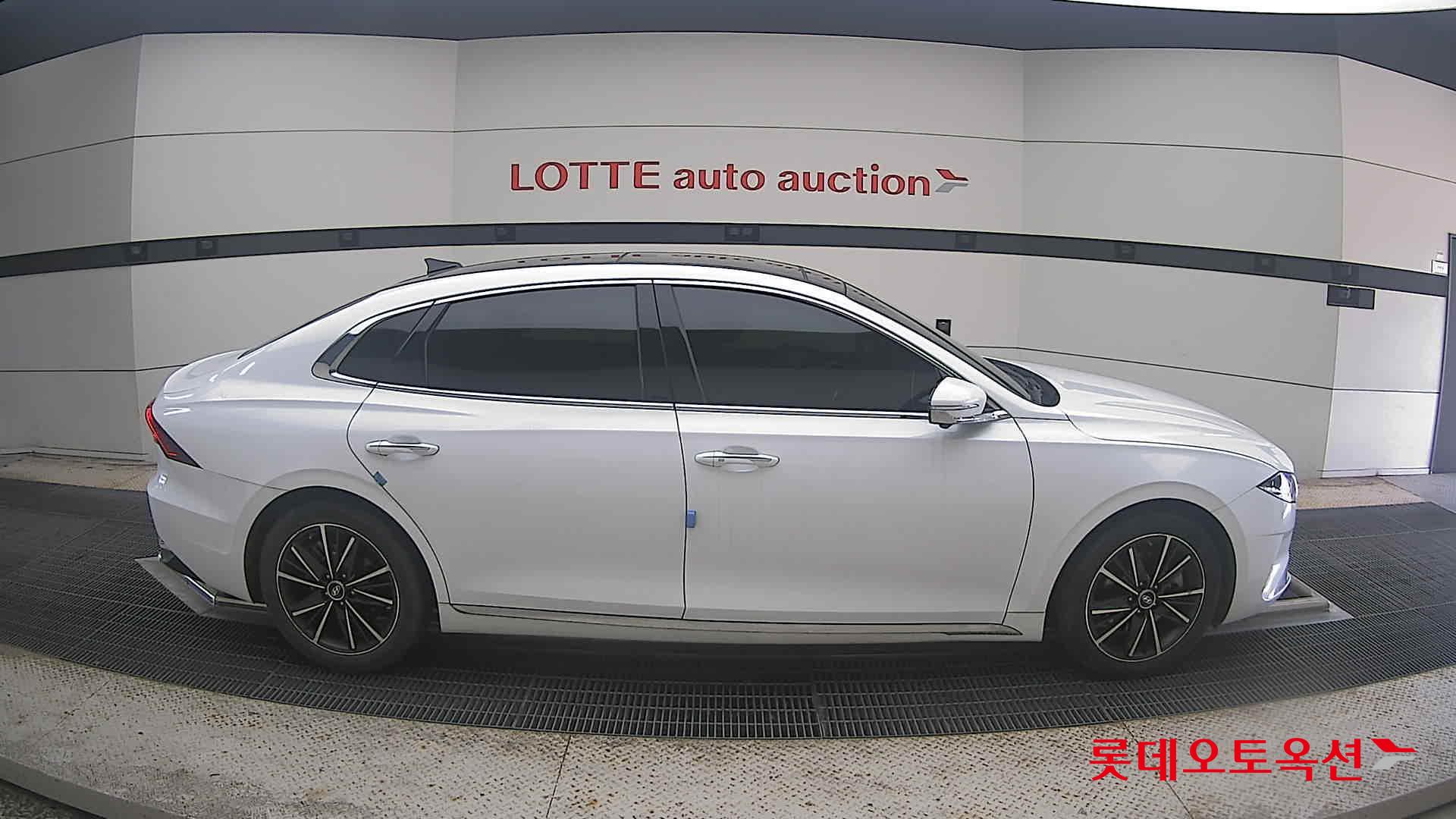 2021 - hyundai grandeur