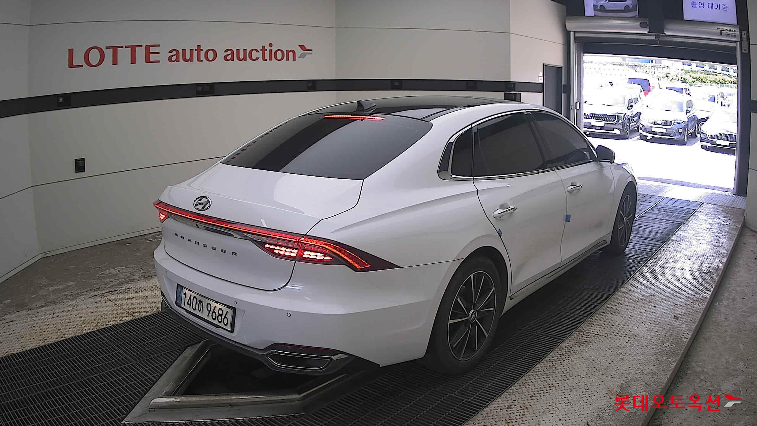 2021 - hyundai grandeur