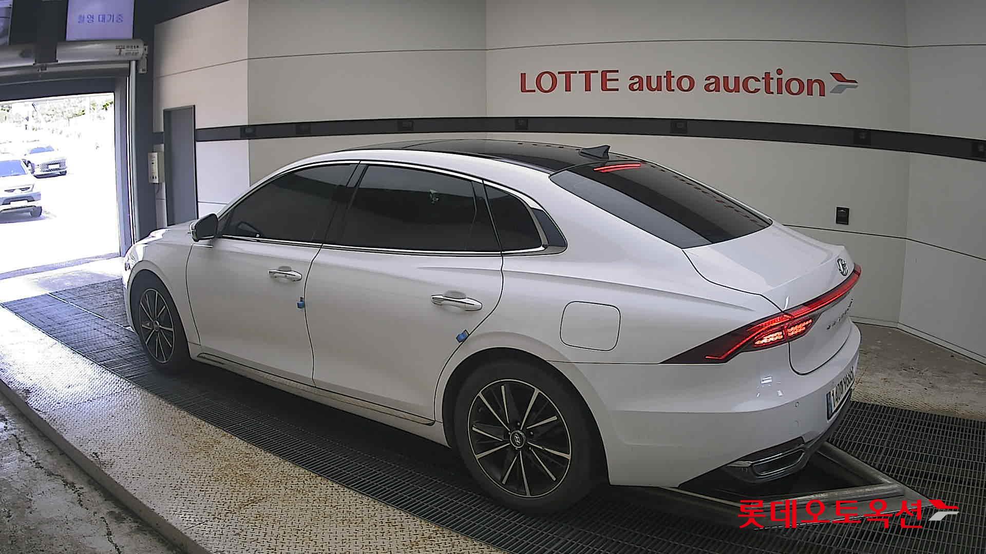 2021 - hyundai grandeur