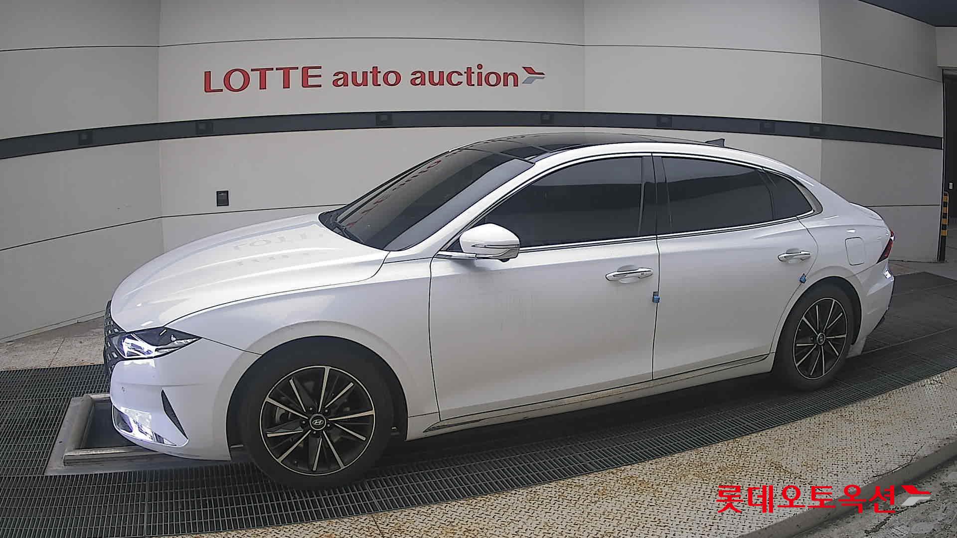 2021 - hyundai grandeur