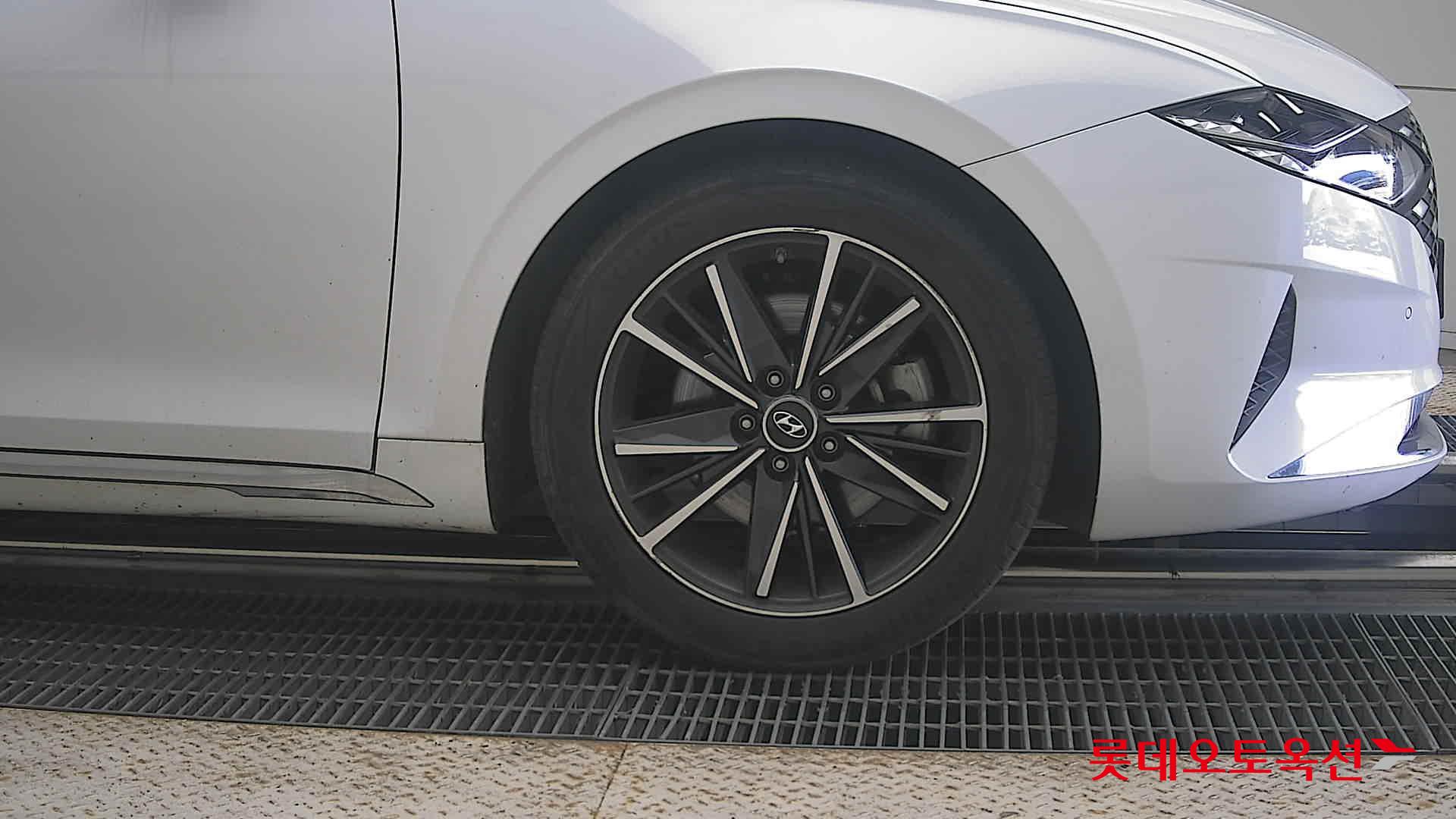 2021 - hyundai grandeur
