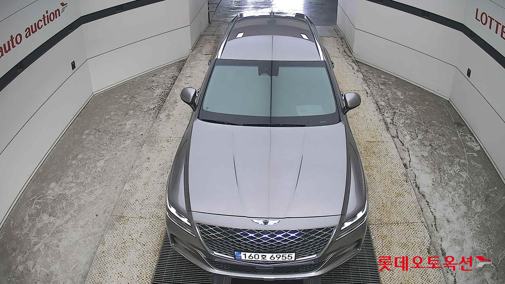 2021 - genesis gv80
