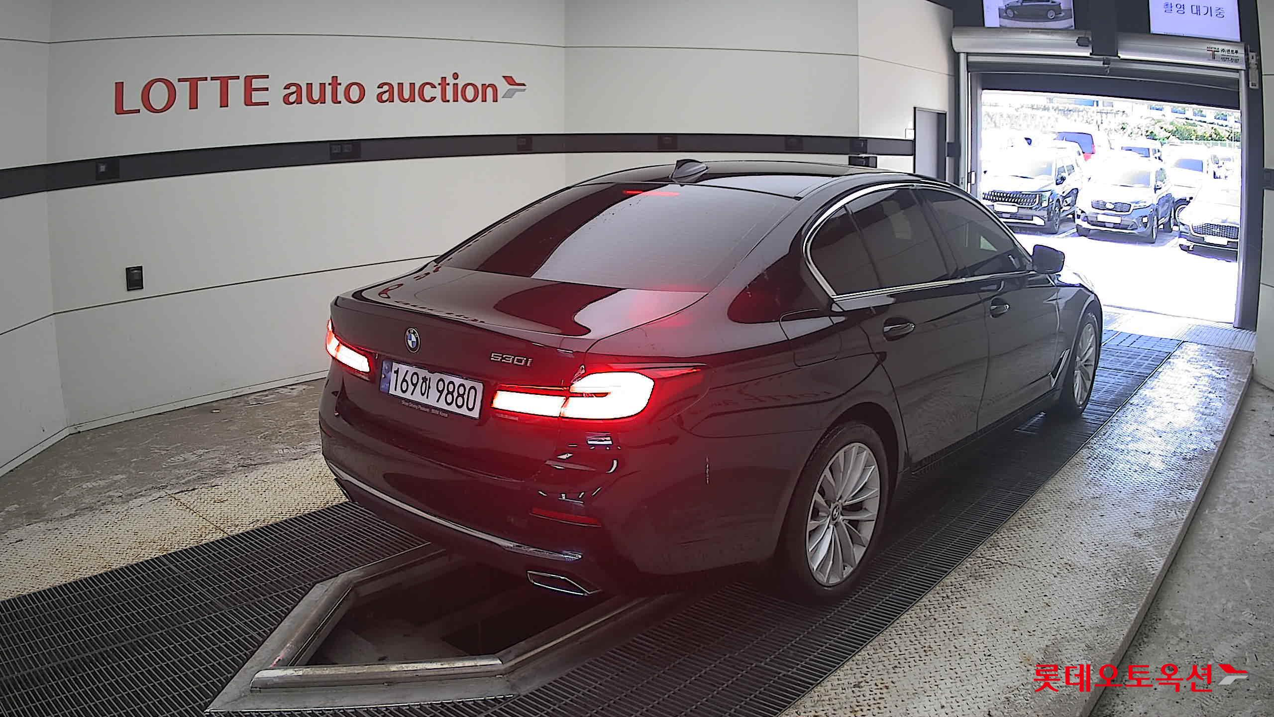 2022 - bmw 530i