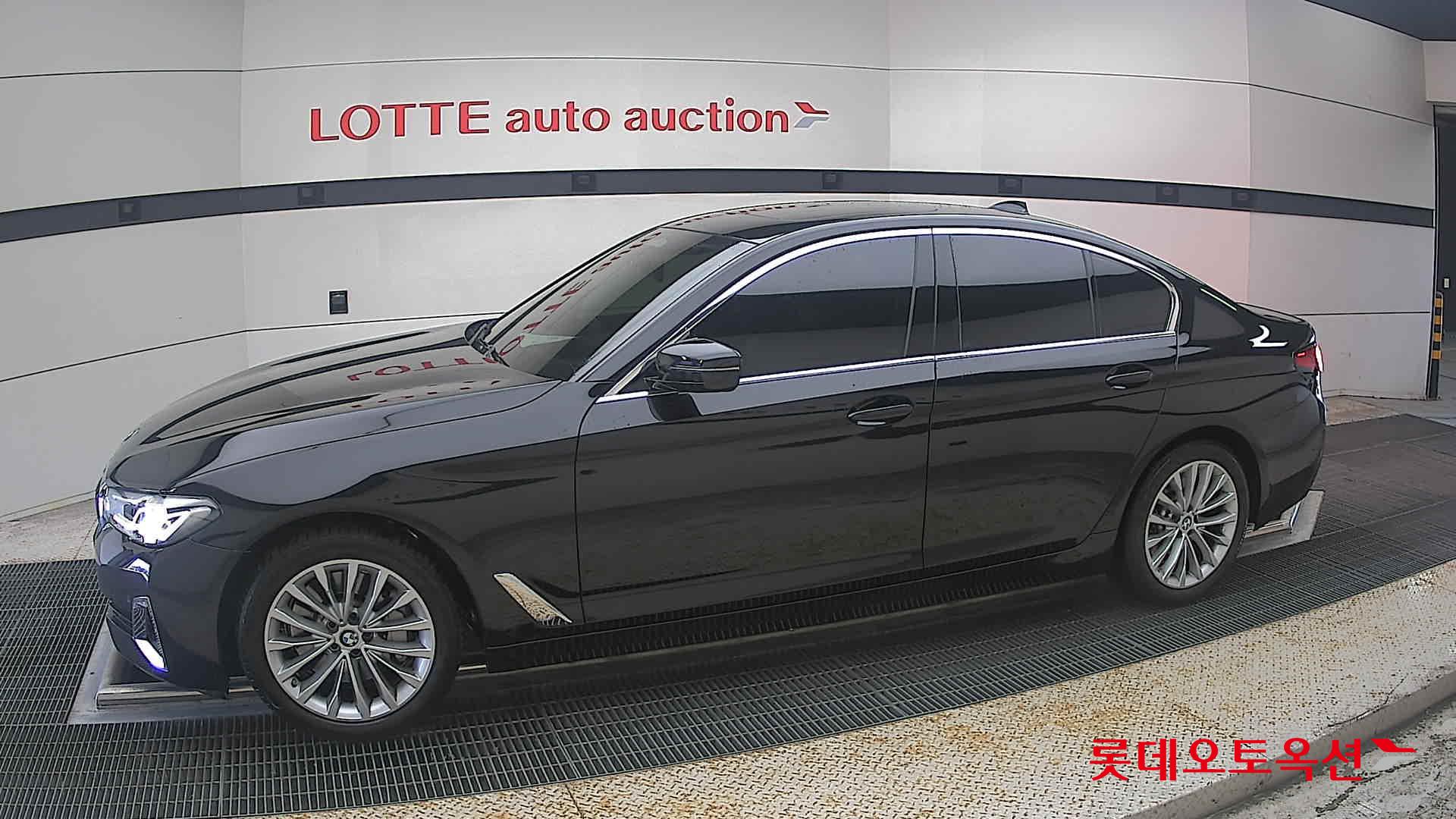 2022 - bmw 530i