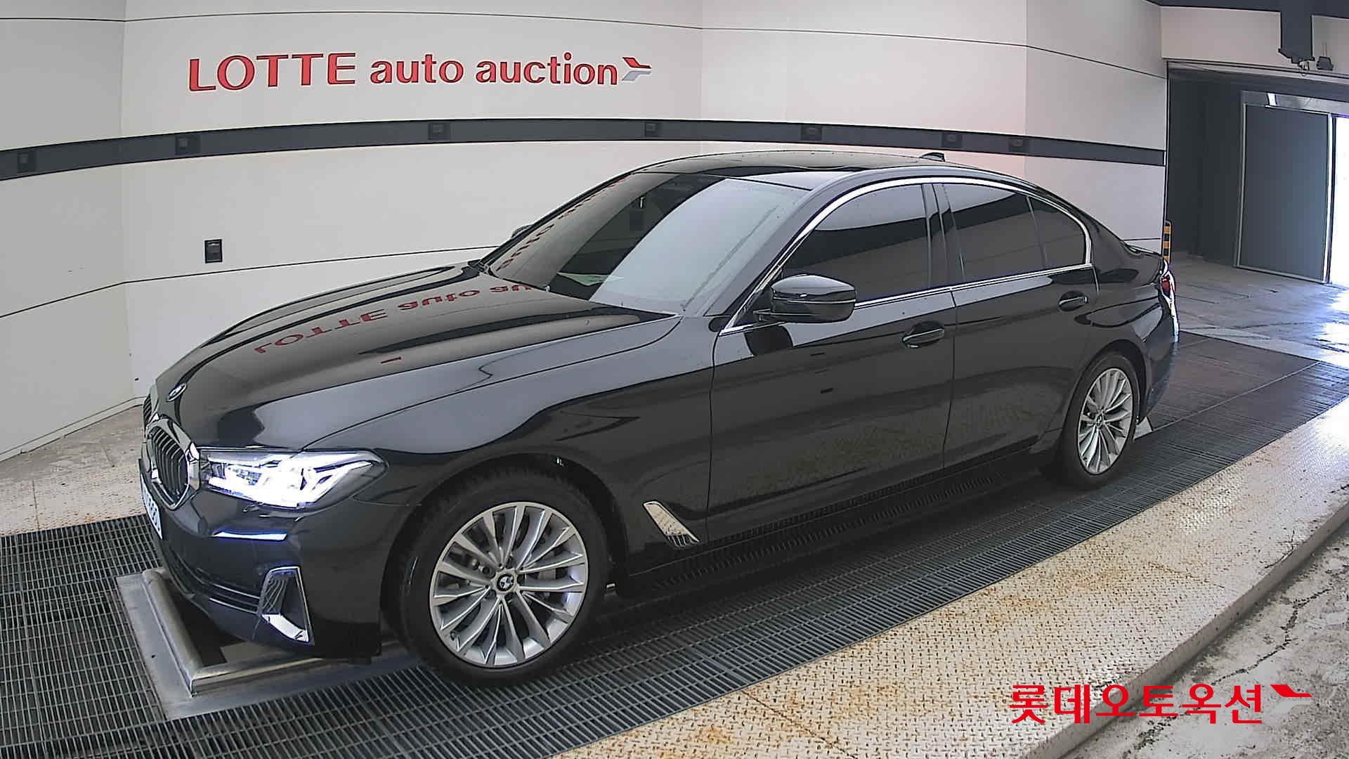 2022 - bmw 530i