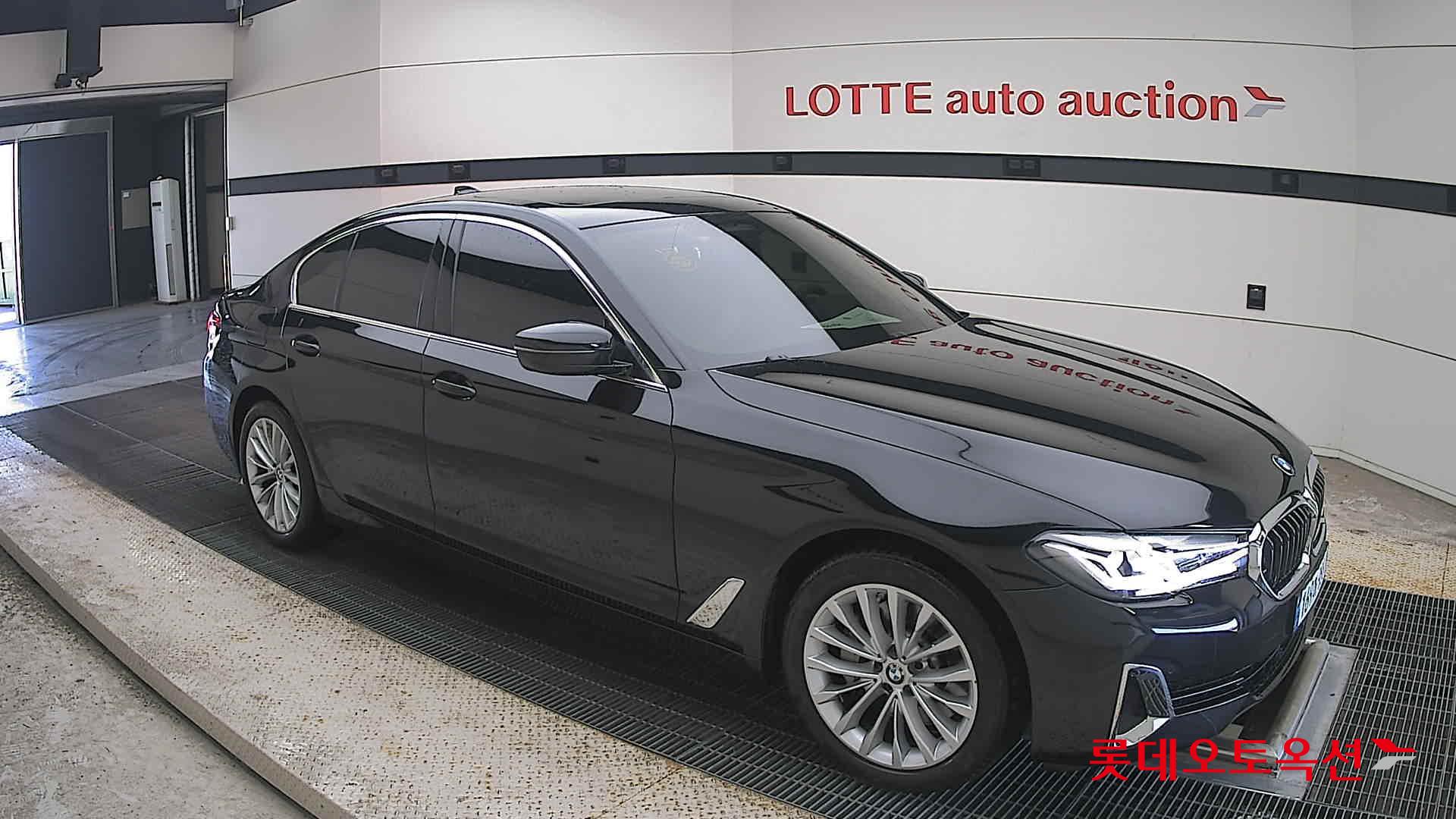 2022 - bmw 530i