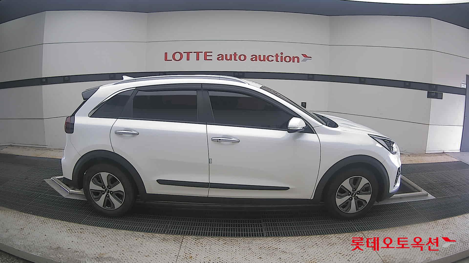 2021 - kia niro