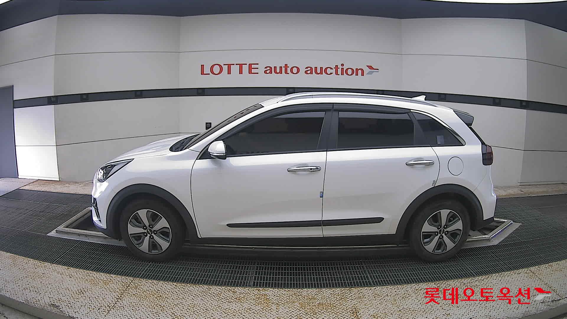 2021 - kia niro