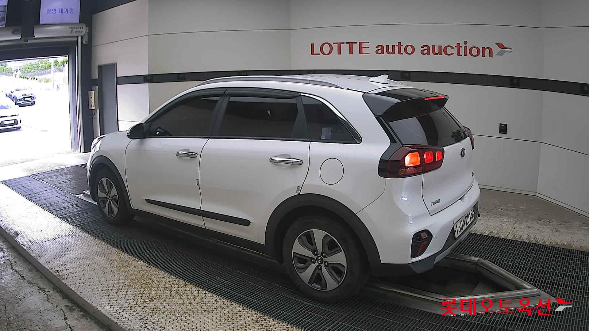 2021 - kia niro