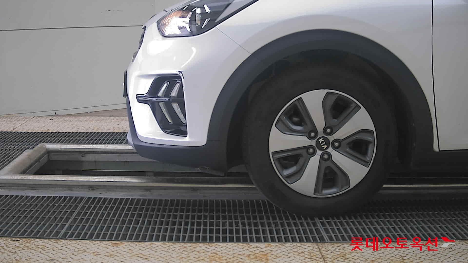 2021 - kia niro