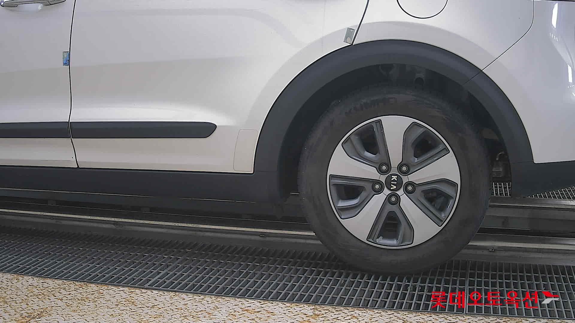2021 - kia niro
