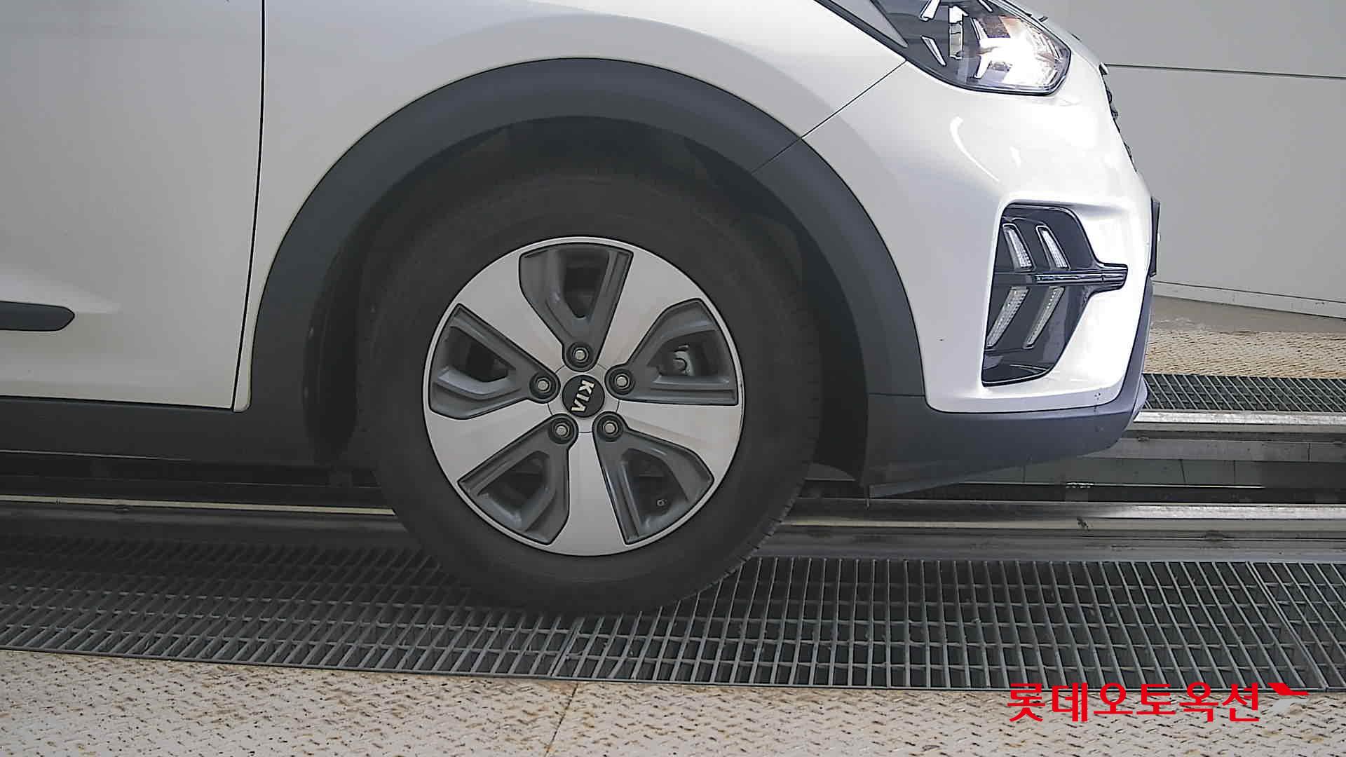 2021 - kia niro