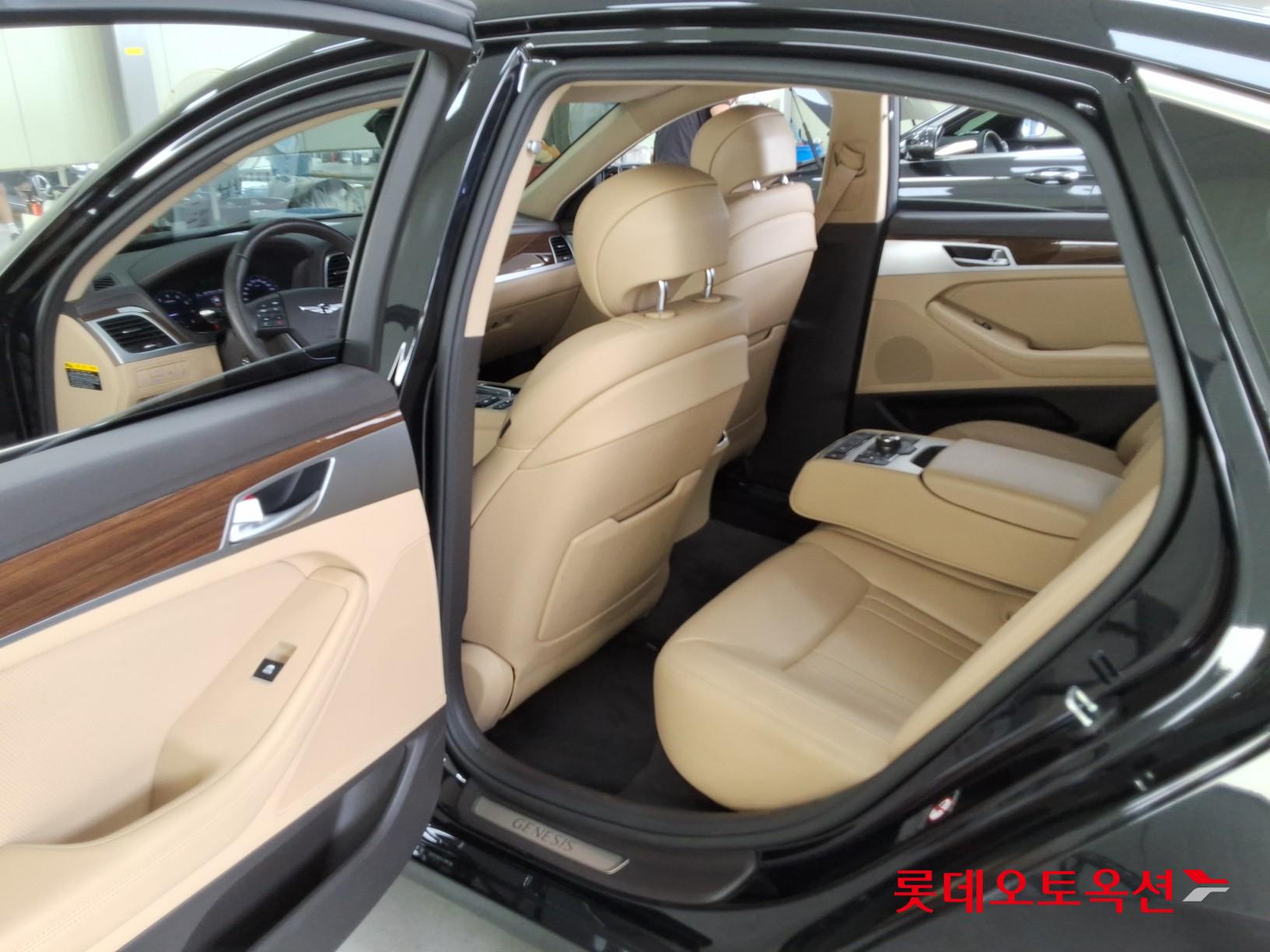 2019 - genesis g80