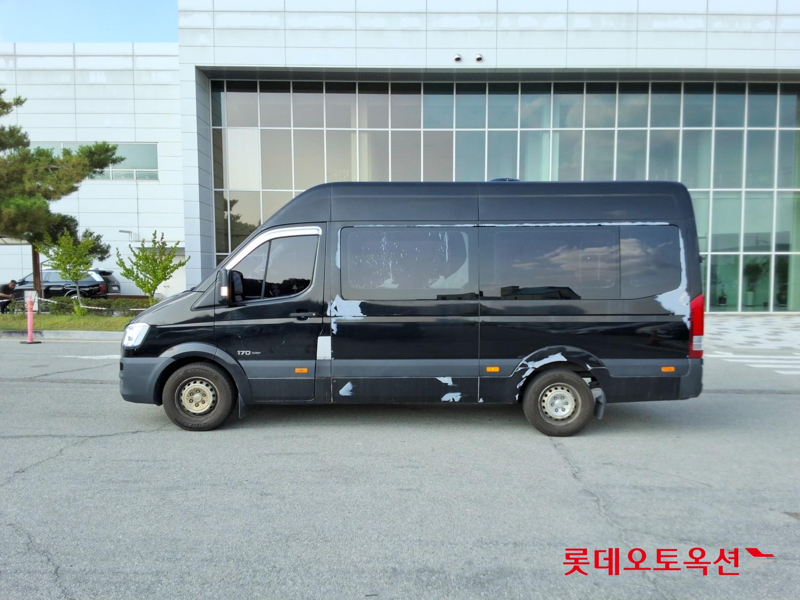 2020 - hyundai solati