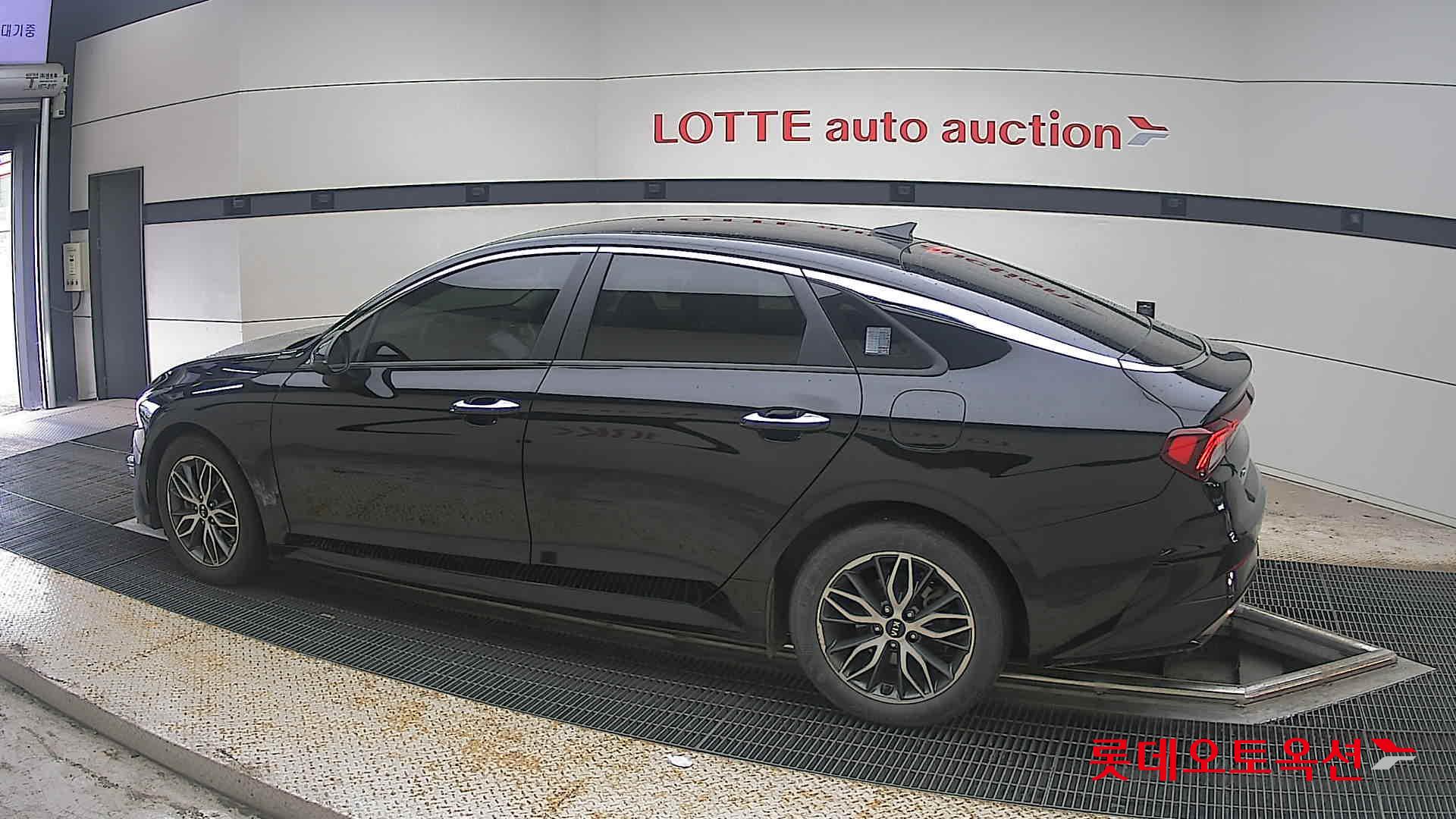 2020 - kia k5